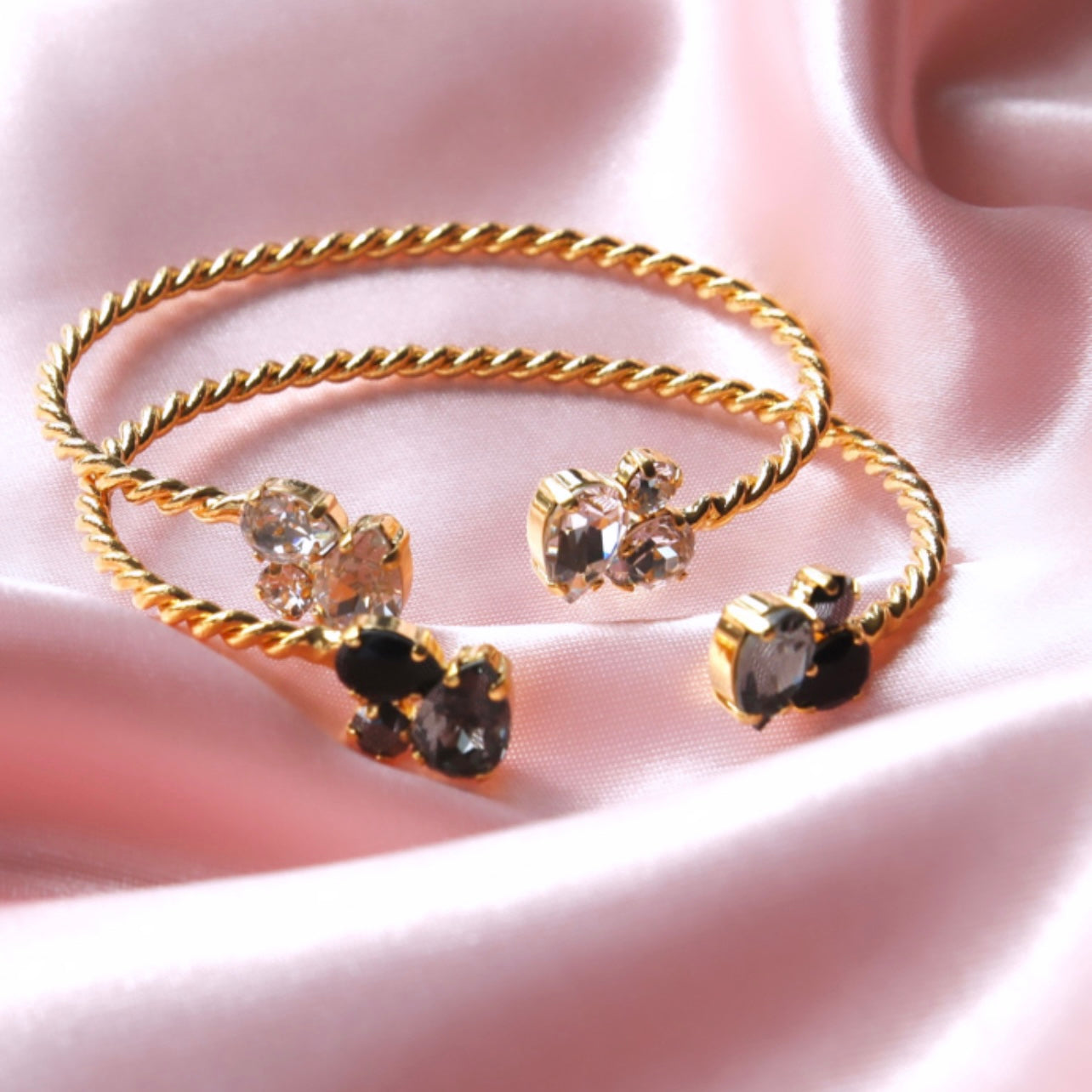 Alisia Elegant Black Bracelet Set for Women - Stylish Jewelry Gift for Casual & Formal Occasions