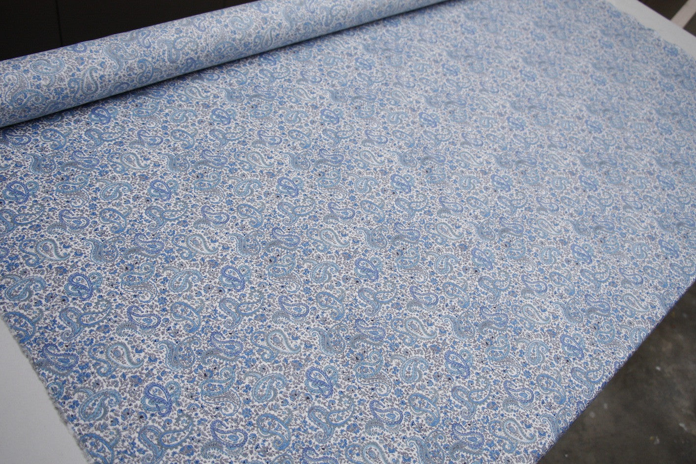 Charles Blue Liberty Of London Floral Print Fabric - Perfect for DIY Crafts, Home Decor & Fashion Accessories