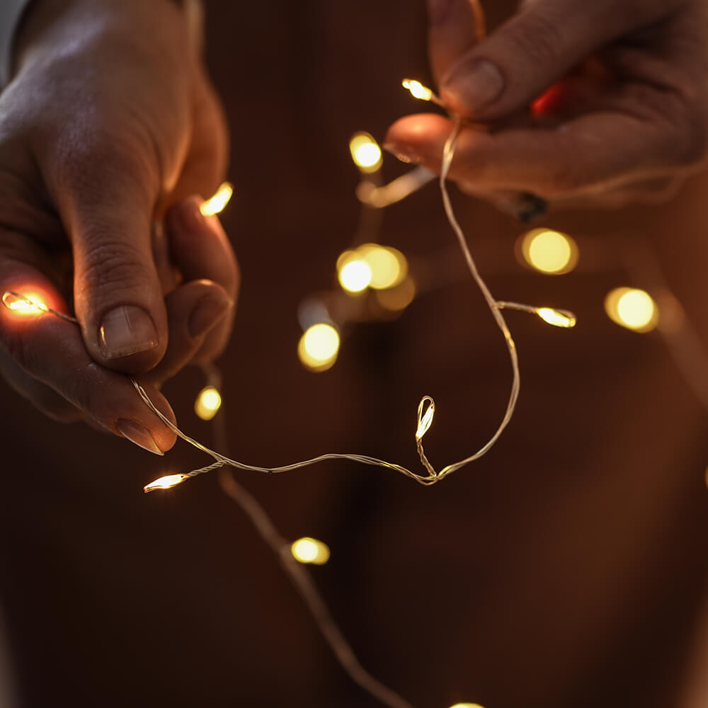 Silver Wire LED Fairy Lights - 100 Warm White Battery Operated String Lights for Wedding, Party, Home Decor, Garden, Christmas Tree - Indoor & Outdoor Use