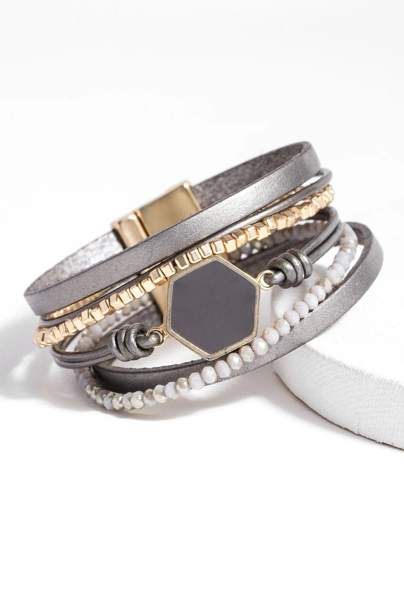 Hexagon Leather Bracelet for Men & Women - Handmade Genuine Leather Wristband - Boho Chic Fashion Accessory for Casual & Formal Wear