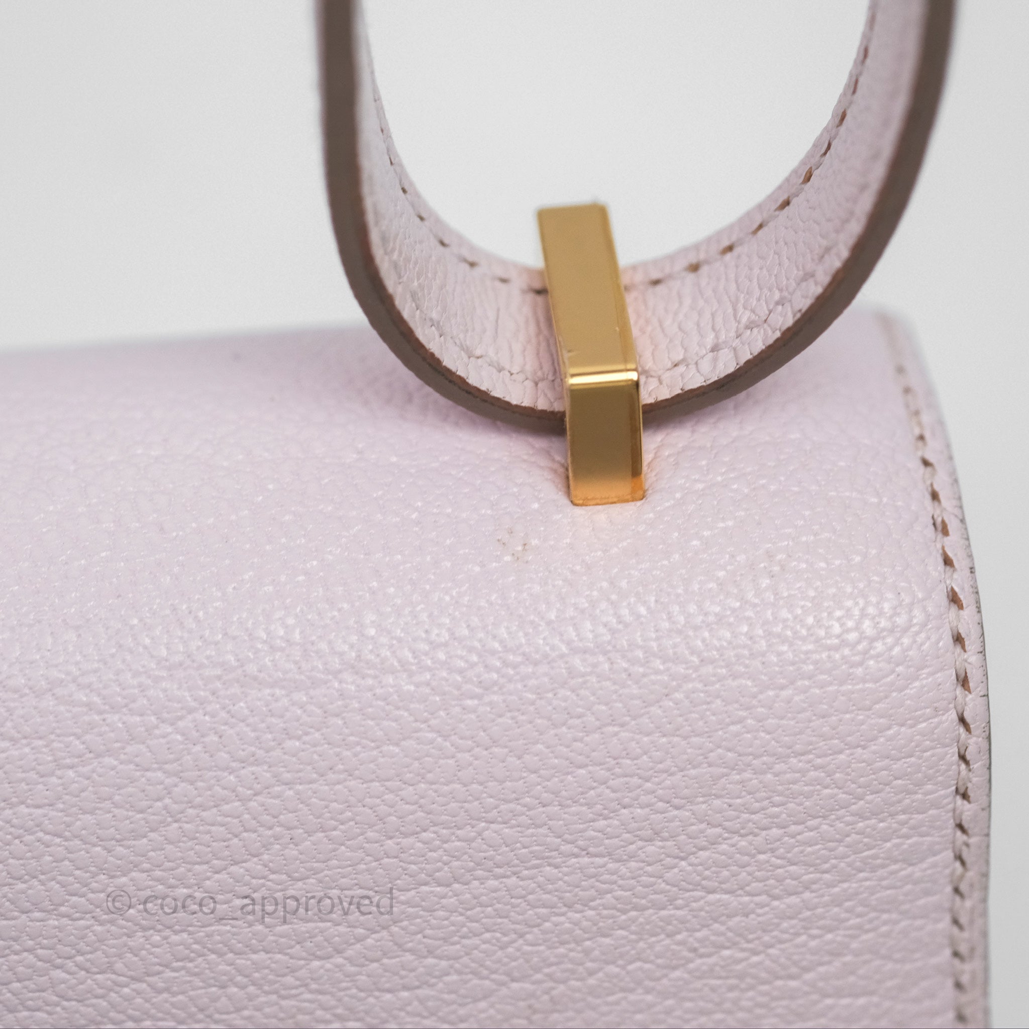 Hermès Constance Mini 18cm Bag in Mauve Pale Chevre Mysore Leather with Rose Gold Hardware - Luxury Crossbody Purse for Women, Perfect for Date Night & Special Occasions