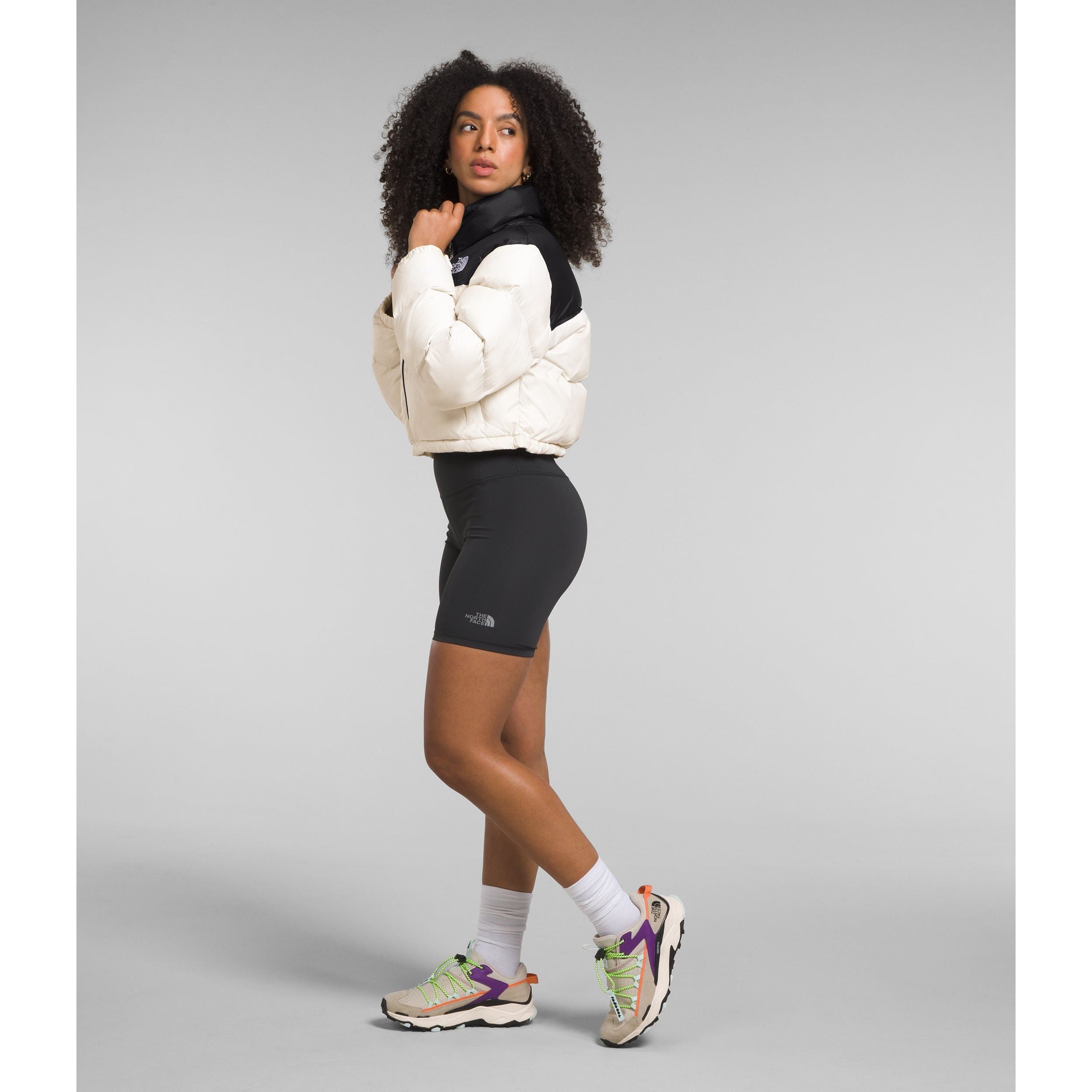 The North Face Women's Nuptse Short Jacket - Lightweight Down Puffer Coat for Cold Weather, Water-Resistant & Warm - Perfect for Winter Hiking, Travel & Outdoor Activities