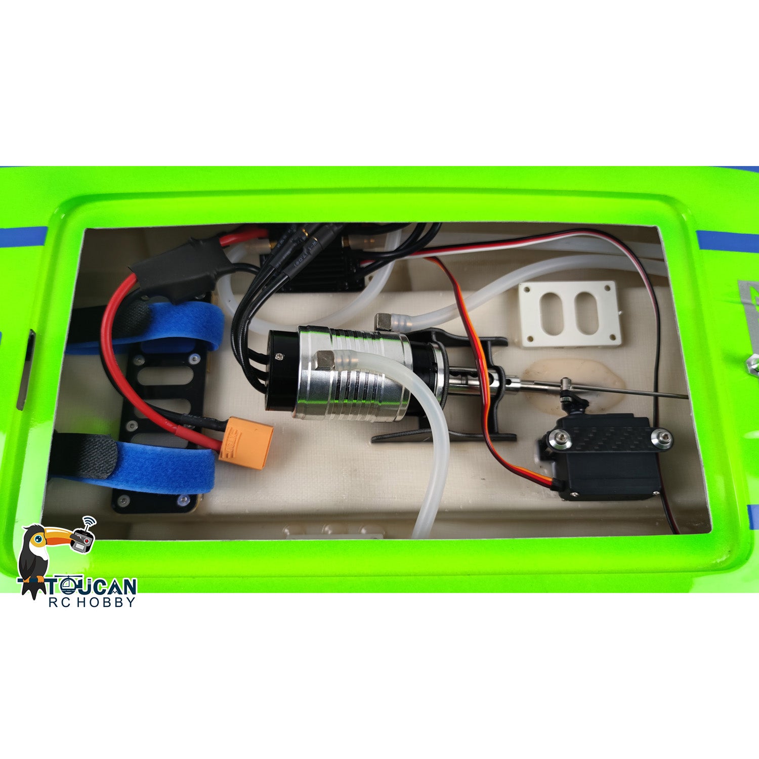 High-Speed E32 Fiberglass Catamaran Green Electric RC Racing Boat - PNP with Motor, Servo, ESC & CNC Cooling System | US Stock | Perfect for Lake Racing & RC Hobby Enthusiasts