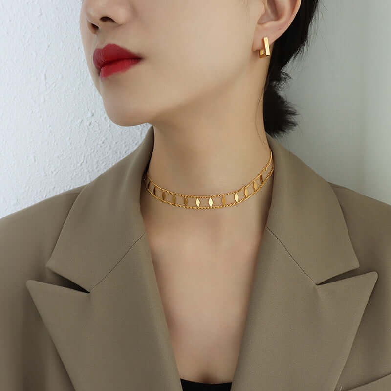 18K Gold Sequin Layering Choker Necklace for Women - Elegant Clavicle Chain with Sparkling Crystals | Perfect for Parties, Weddings, and Date Nights (P555)