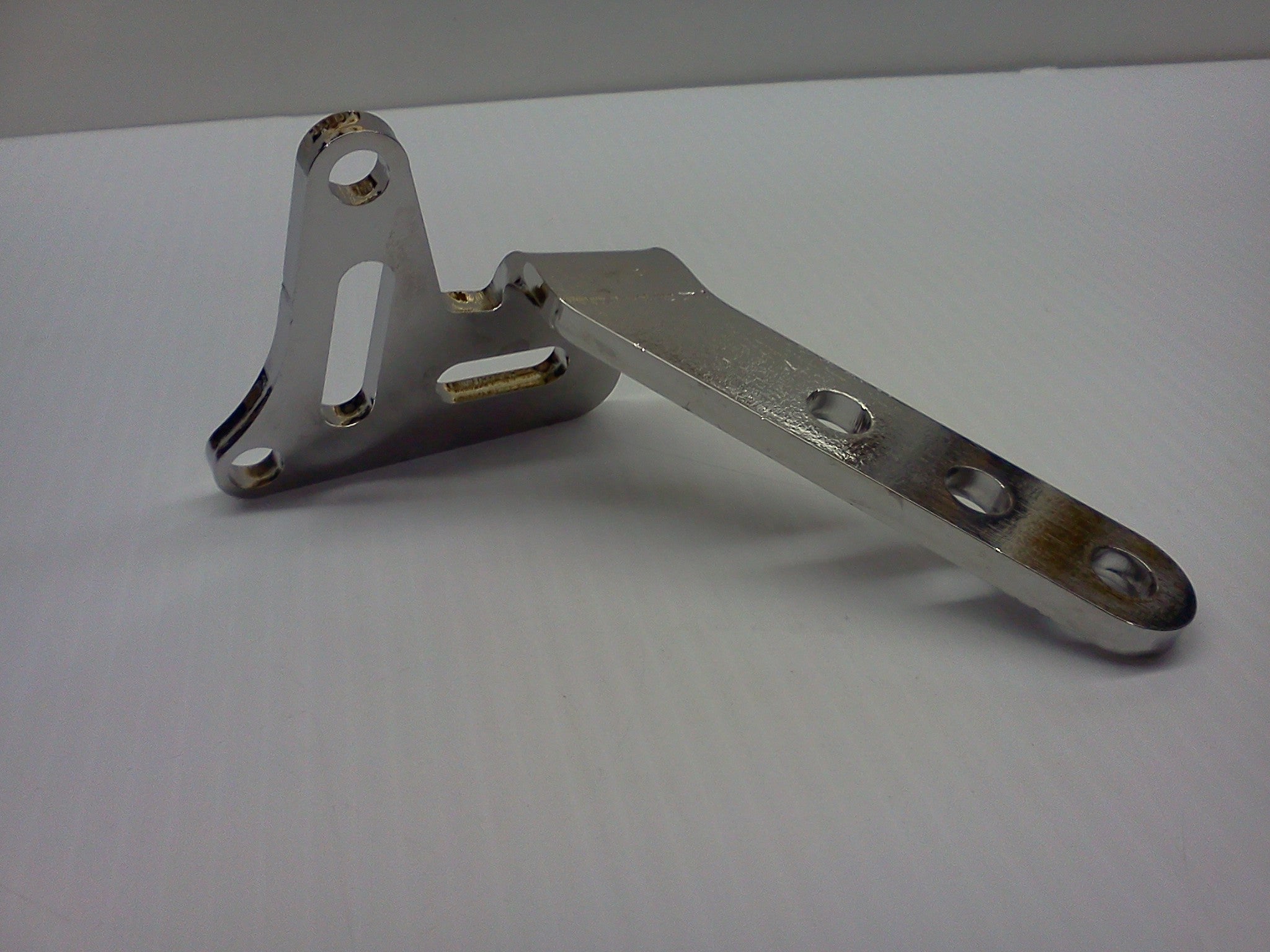 Italkart Right Side Exhaust Bracket - Compatible with Various Car Models - Perfect for Auto Repair & Performance Upgrades