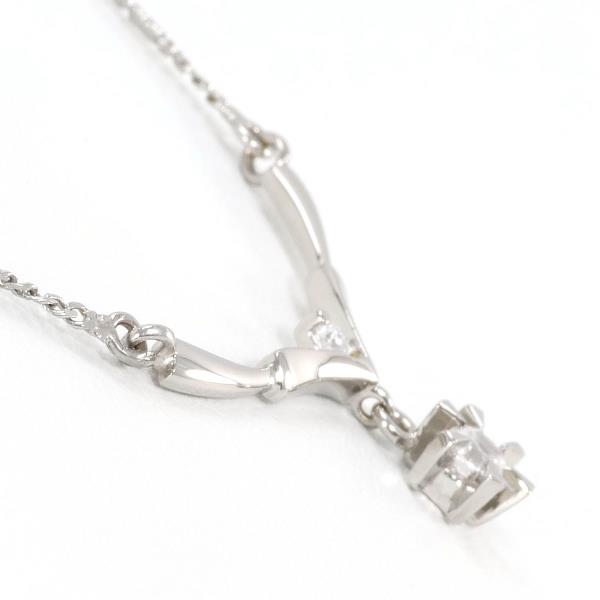 18K White Gold Zirconia Necklace for Women - Elegant Cubic Zirconia Pendant Jewelry Gift for Anniversary, Birthday & Valentine's Day | Perfect for Parties, Weddings & Special Occasions