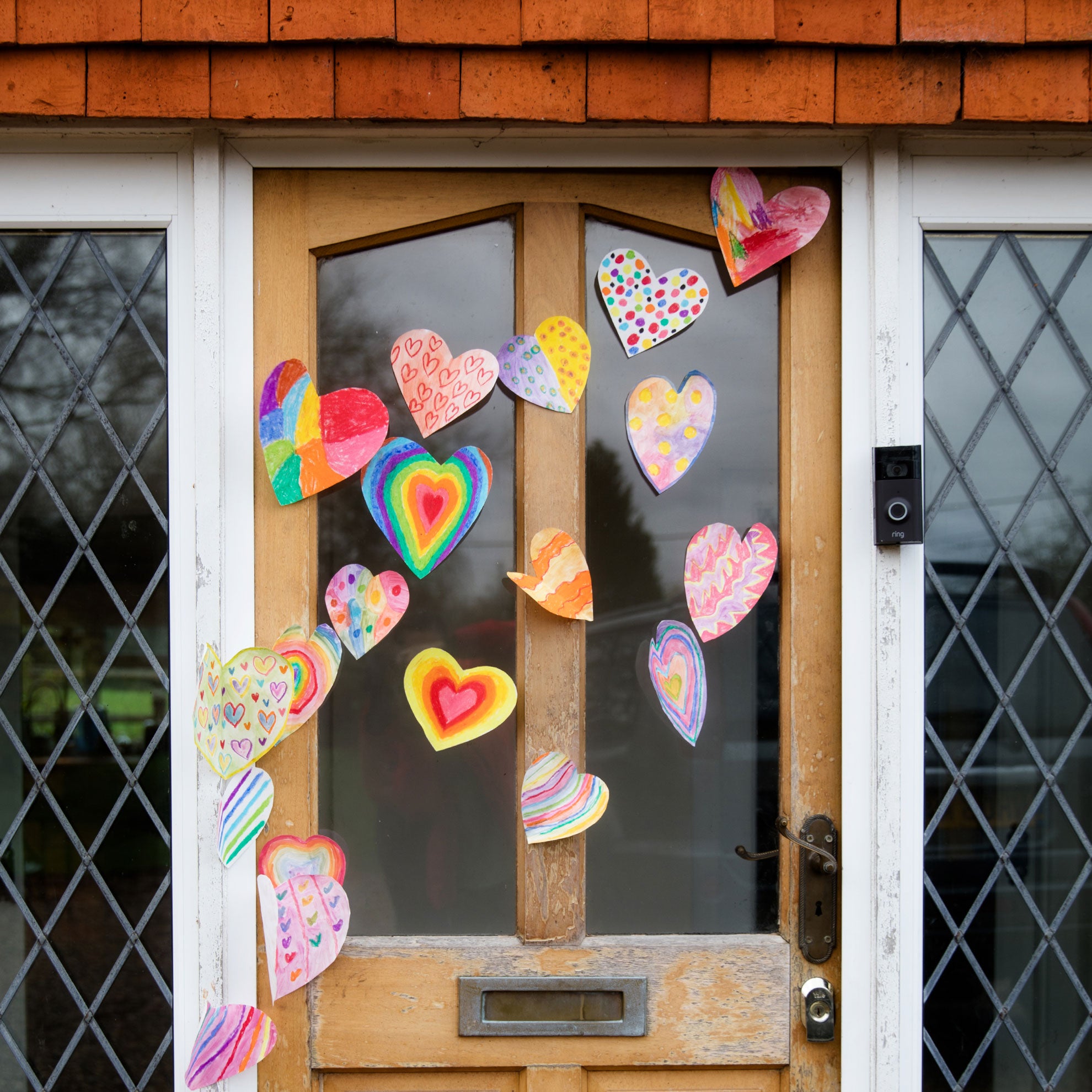 LoLA Lots Of Love Craft Gifts For Kids - DIY Creative Arts & Crafts Kits for Children's Birthday, Christmas & Holiday Presents - Perfect for Home, School & Party Activities