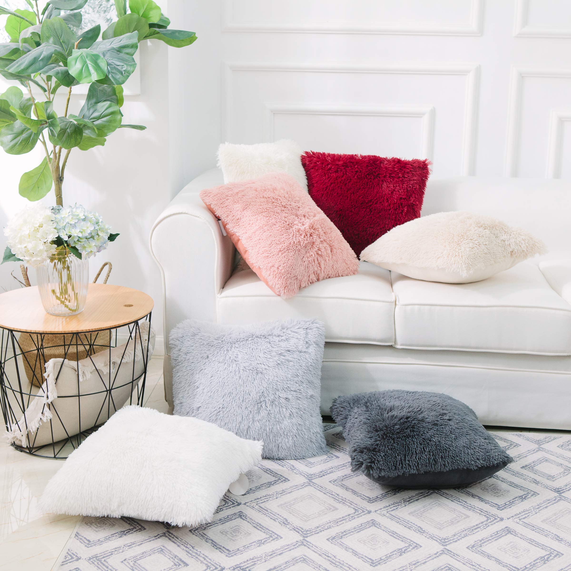 Luxury Soft Faux Fur Fleece Pillow Covers 22x22 Inch - 2 Pack Wine Red Decorative Throw Pillow Cases for Sofa, Bed & Home Decor | No Insert Included | Cozy Winter Accent Pillows