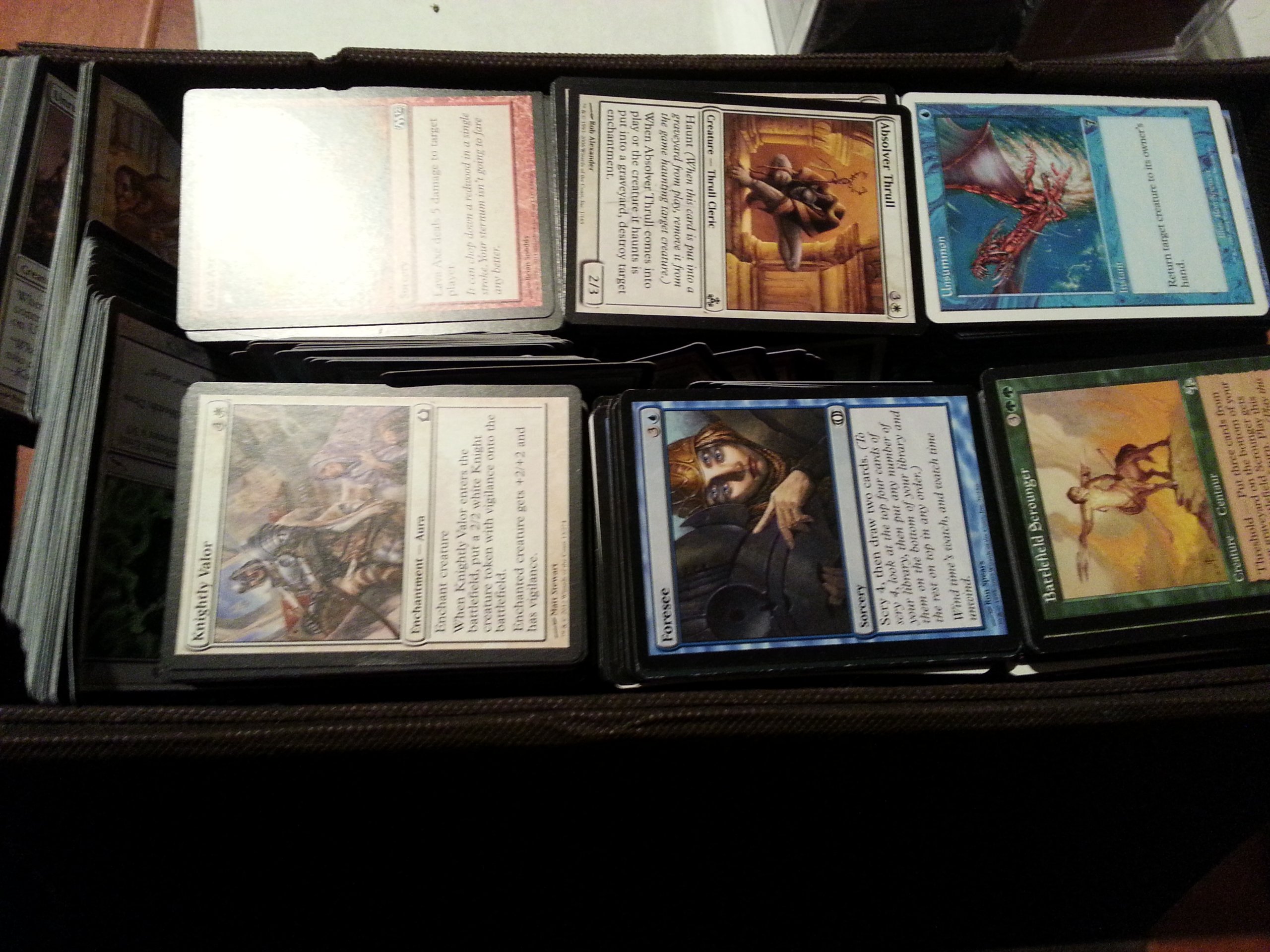 Magic The Gathering 2012 Core Set Booster Pack - Collectible Trading Card Game for Players & Enthusiasts | Perfect for Tournaments, Casual Play & Gift Giving