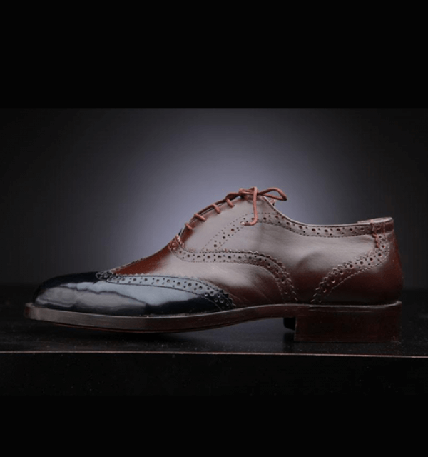 Stylish Brown & Black Wingtip Brogue Dress Shoes for Men - Classic Oxford Formal & Business Attire - Perfect for Weddings, Office & Special Occasions