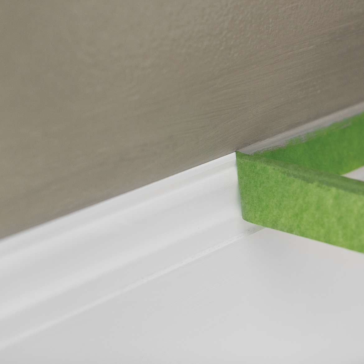 CF 120 / FrogTape® Multi-Surface Painter's Tape - Perfect for Home Painting Projects, DIY Crafts & Wall Decorations