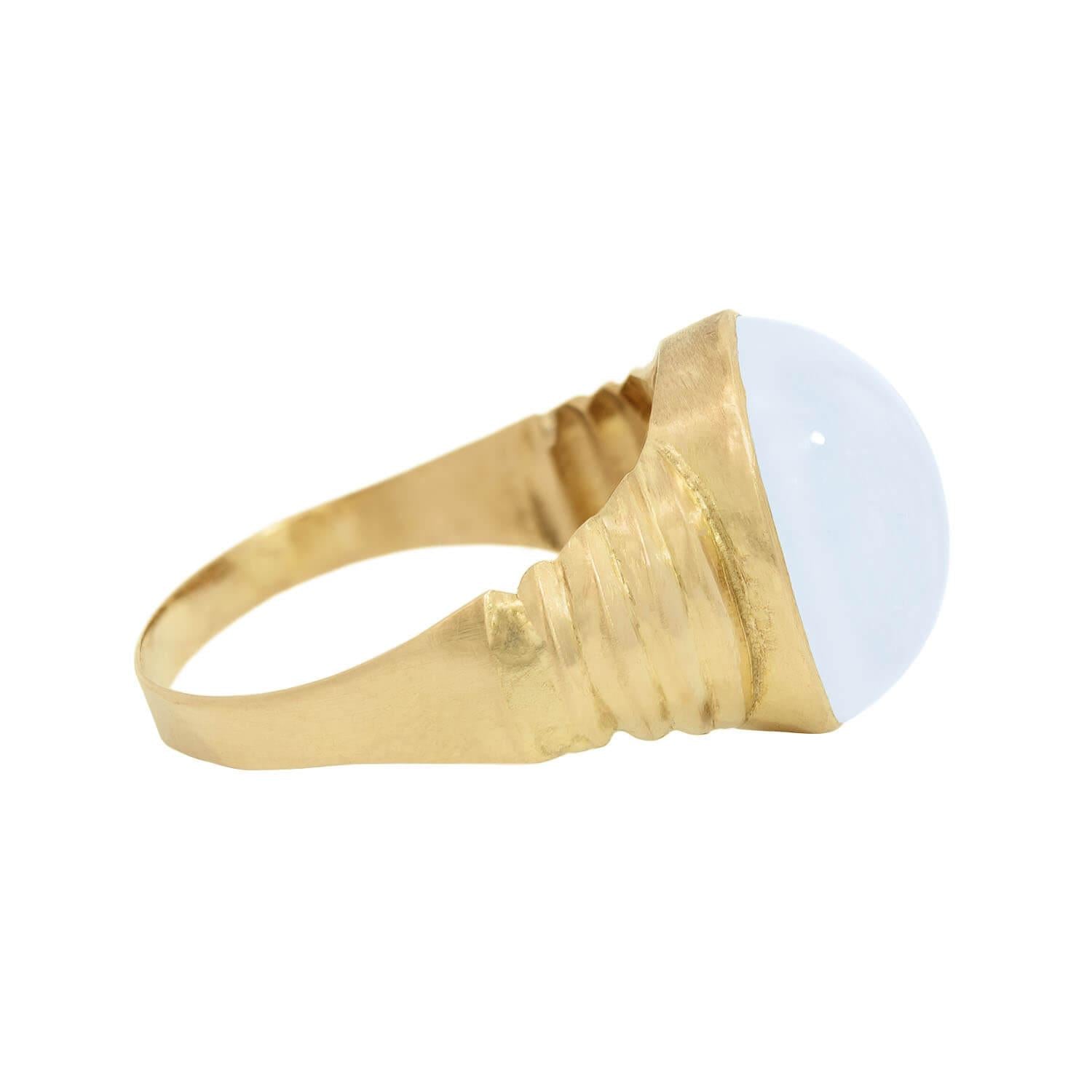 Vintage 18K Gold Moonstone Statement Ring - Swedish Inspired Jewelry for Women, Elegant Cocktail Party & Evening Wear Accessory