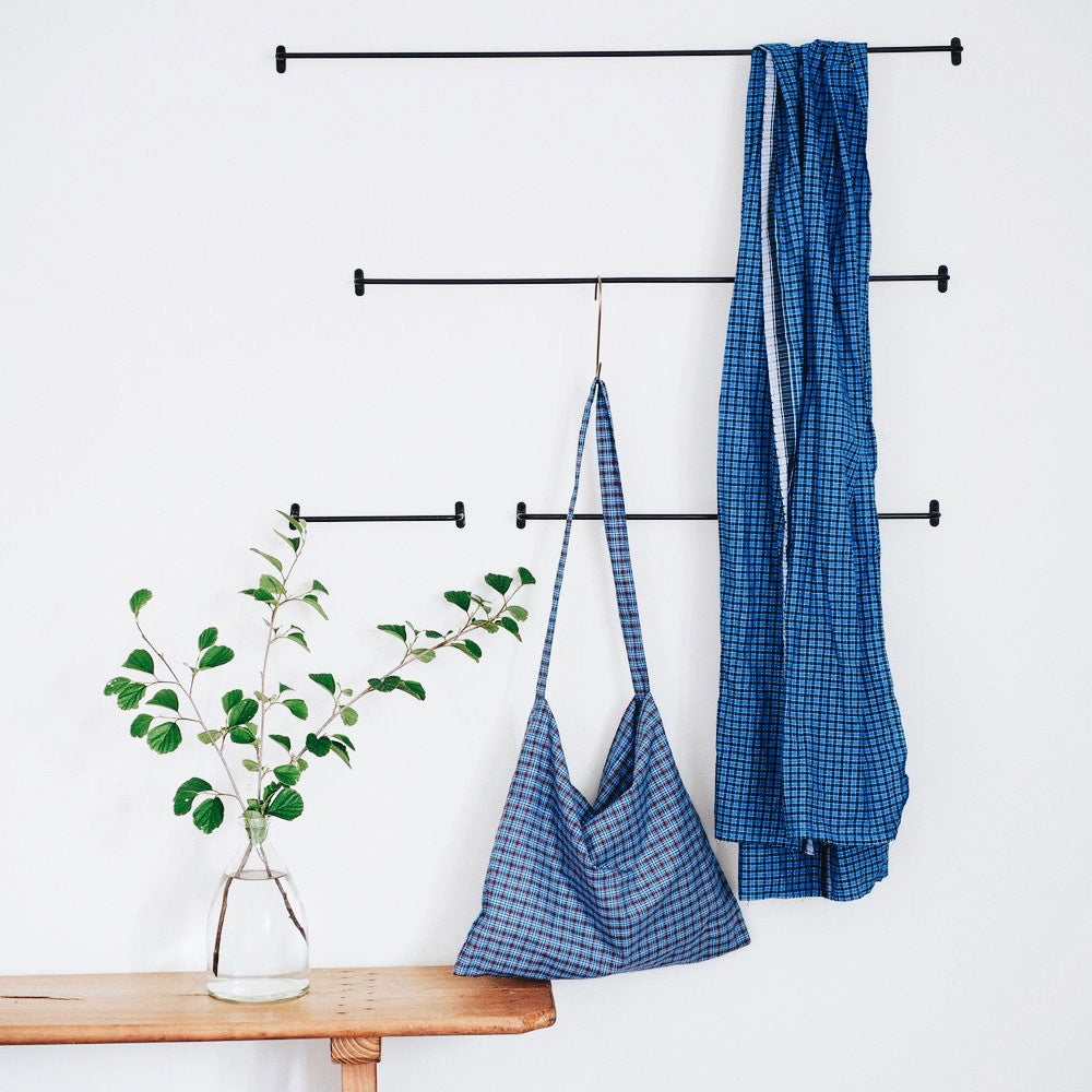 Stainless Steel Towel Bar - Heavy Duty Bathroom Towel Rack for Kitchen & Bathroom Organization - Perfect for Hanging Towels, Robes & Clothes in Home Decor