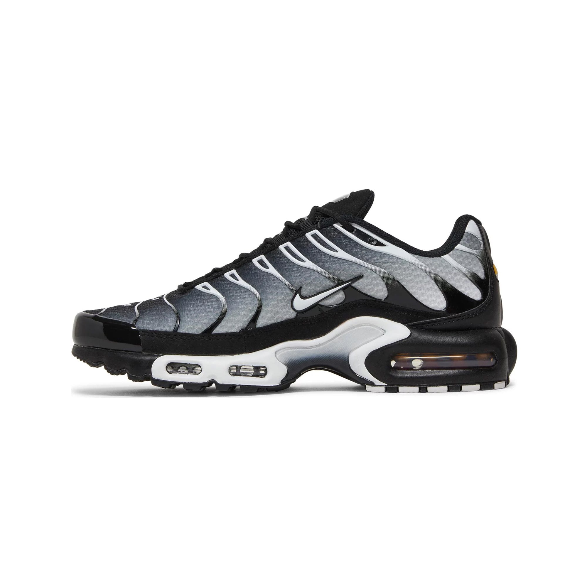 Nike Air Max Plus TN 'Black Metallic Silver' Men's Running Shoes 2022 - Comfortable Cushioned Sneakers for Jogging, Gym Workouts & Streetwear Fashion