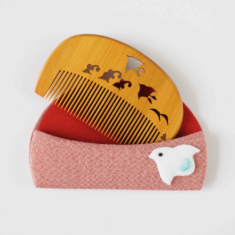 Japanese Akane (Madder) Wooden Hair Comb with Chirimen Silk Case - Handcrafted Traditional Kyoto Hair Accessory for Women | Wedding, Kimono & Special Occasion Use