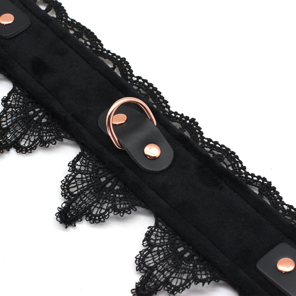 SMspade Black Lace Leather Choker Collar with Leash Set - Adjustable BDSM Bondage Gear for Women, Perfect for Role Play, Fetish Parties & Sensual Encounters