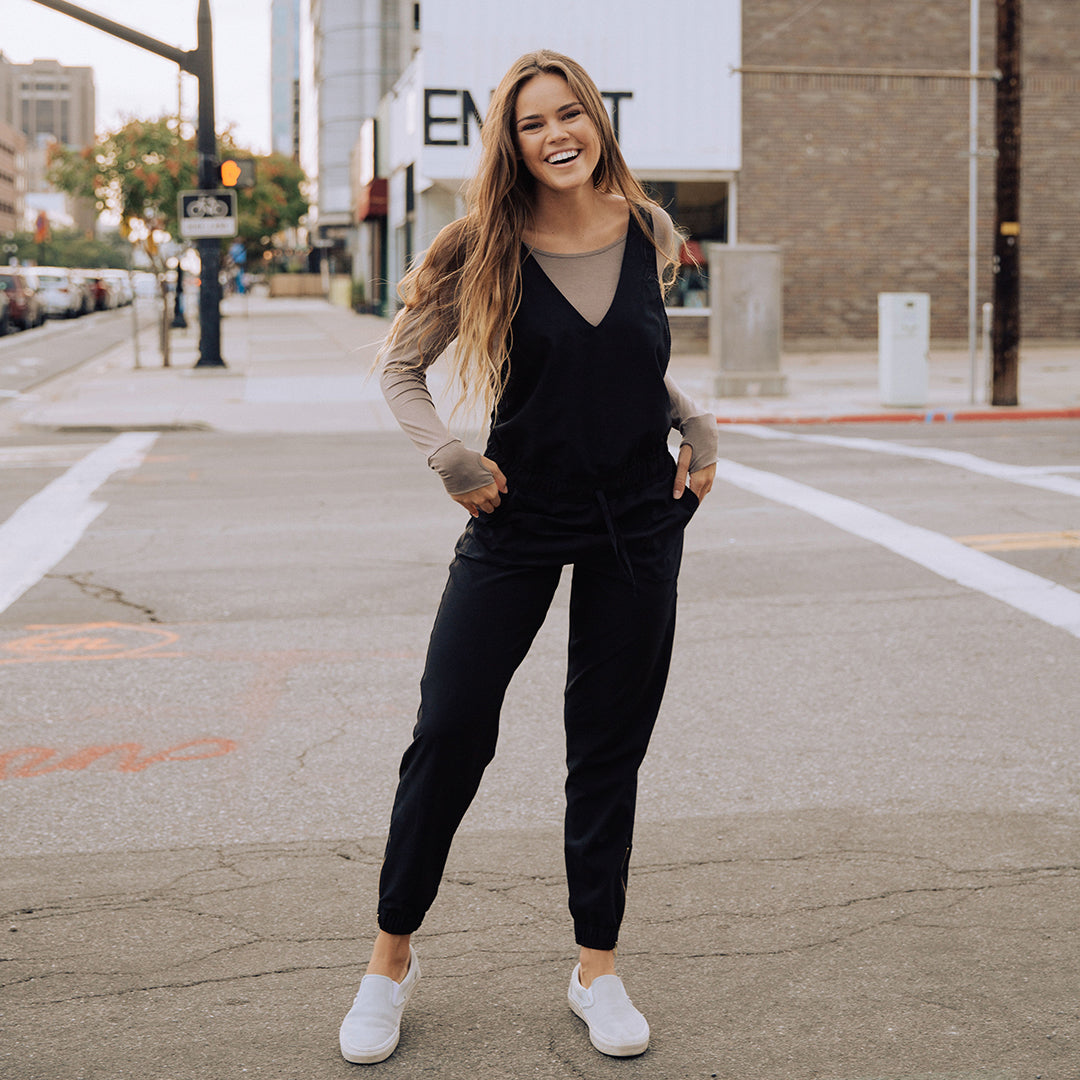Black Overalls Jumpsuit for Women - Stylish & Comfortable Workwear - Perfect for Gardening, DIY Projects, and Casual Outfits