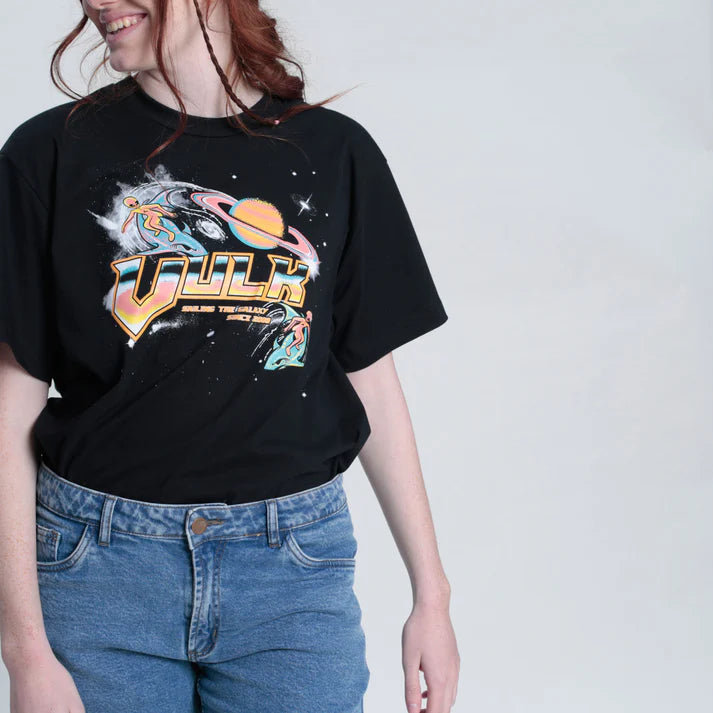 Vulk Aliens Graphic T-Shirt for Men & Women - Cool Alien Print Tee - Casual Streetwear for Everyday Wear, Parties & Gifts