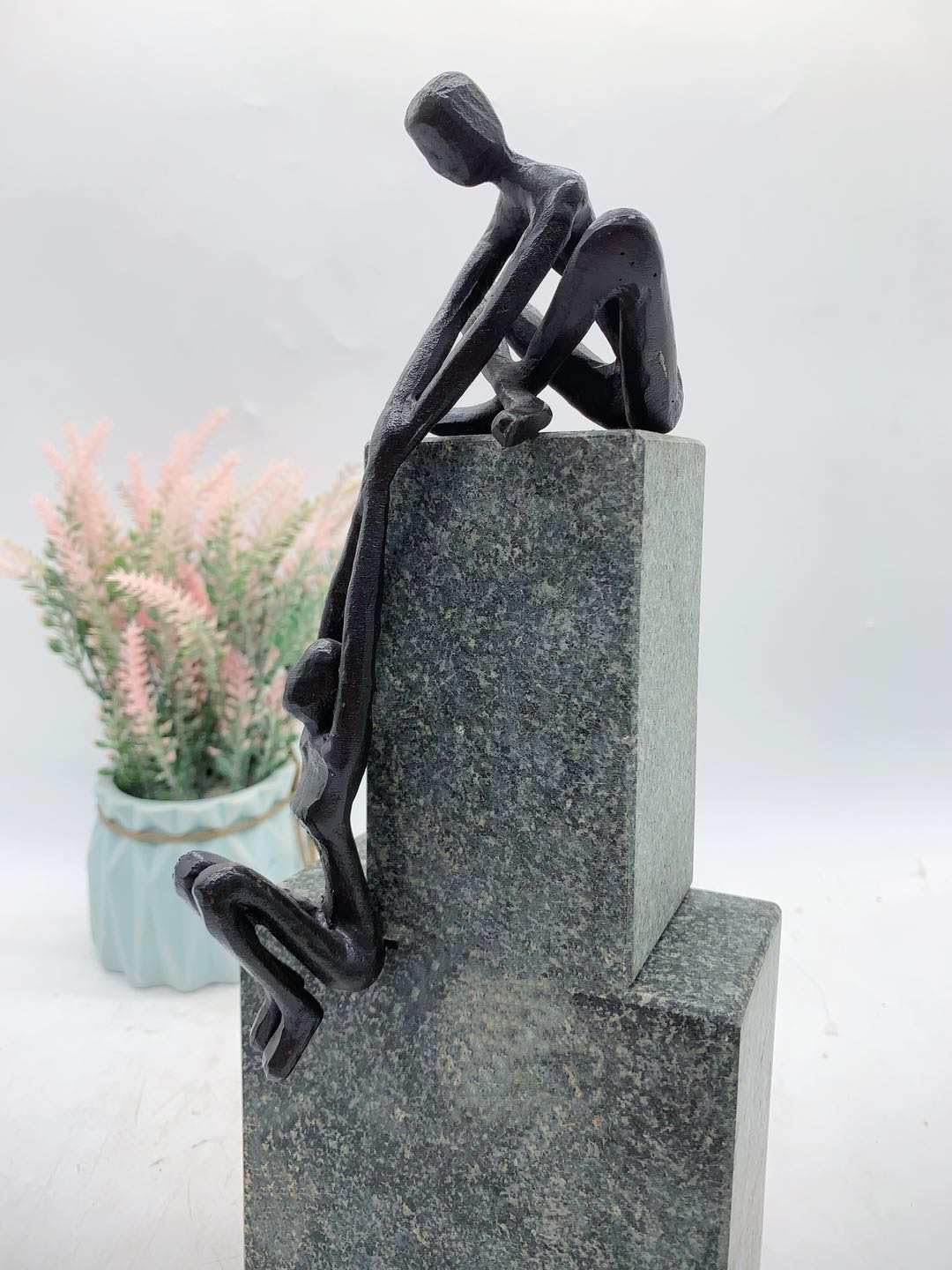 Industrial Abstract Cast Iron Couple Sculpture - Man Lifting Woman Art Piece - Modern Love Gift for Anniversaries - Rustic Home Decor for Farmhouse, Bedroom, Living Room - Perfect for Wedding Gifts & Romantic Home Accents