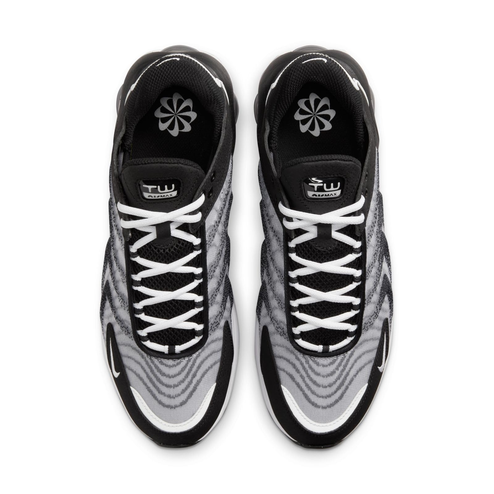 Nike Men's Gymnastics Shoes - Lightweight Sports Shoes for Men - Perfect for Gymnastics, Workouts & Cross Training - Breathable & Flexible Design
