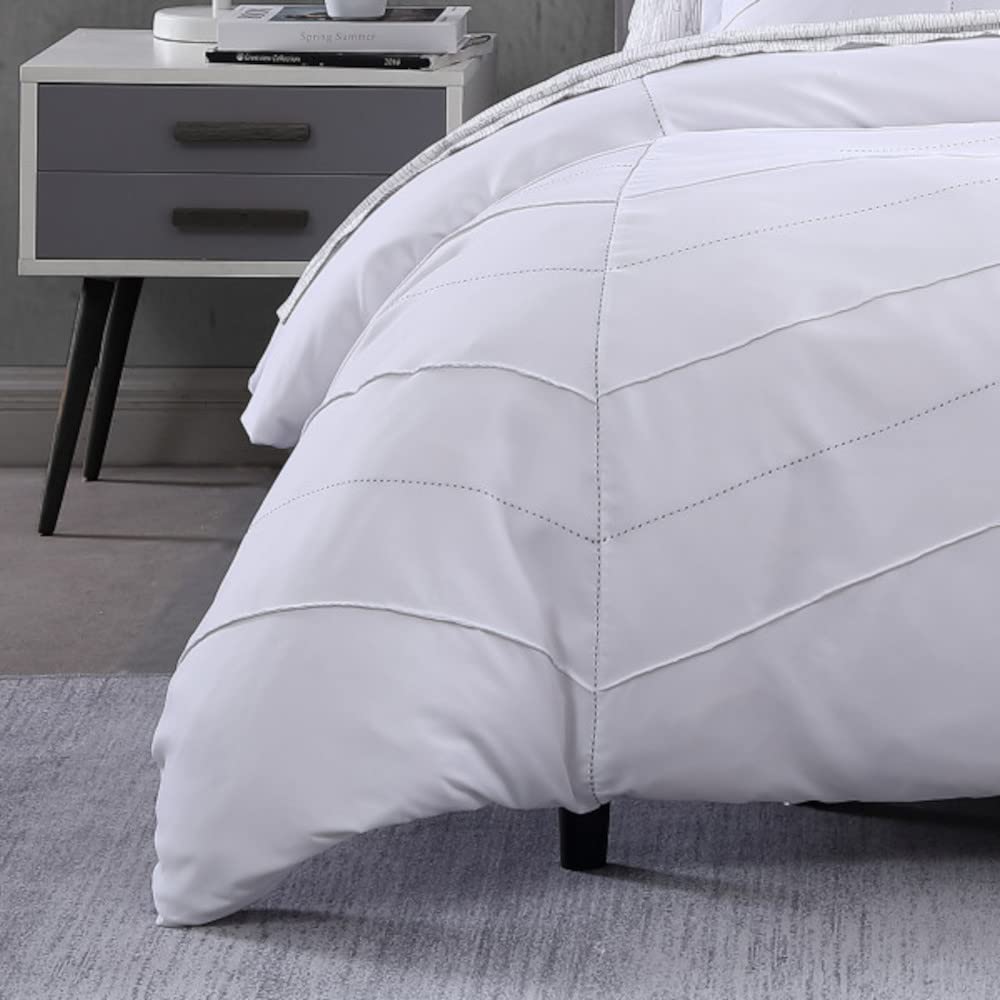City Scene Courtney Comforter Set - Twin Size White Bedding - Perfect for Kids' Rooms, Dorms & Guest Bedrooms