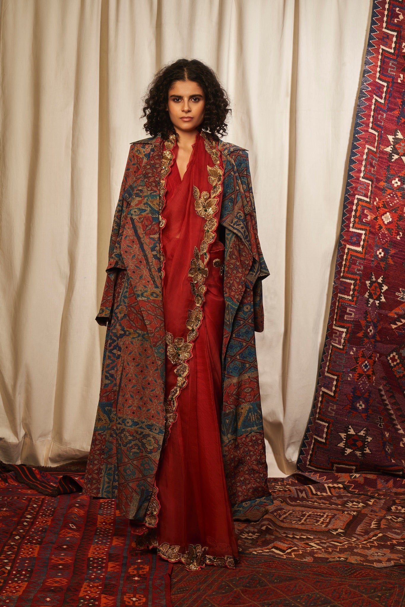 Stylish Carpet Print Trench Coat for Women - Vintage Inspired Waterproof Long Coat with Belt - Perfect for Fall Fashion, Office Wear & Outdoor Events