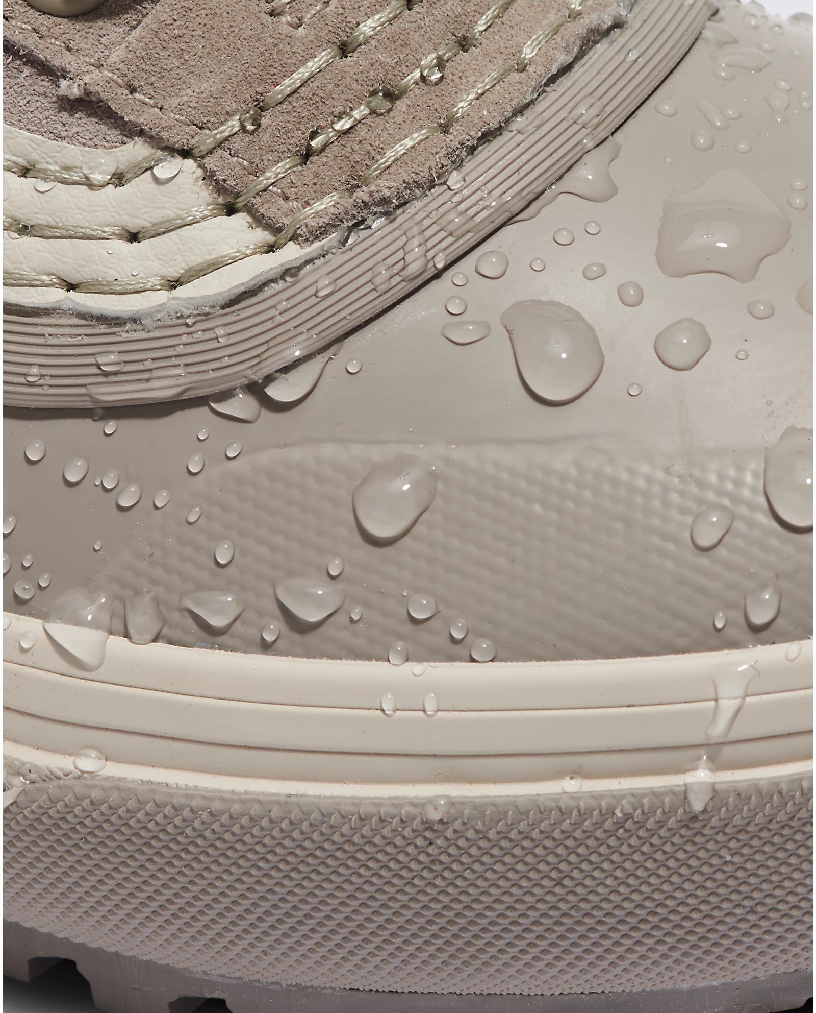 VANS Women's Waterproof Snow Boots - Khaki Brown/Marshmallow | Winter Hiking & Outdoor Activities | Warm MTE Boots for Snowy Weather & Cold Climates
