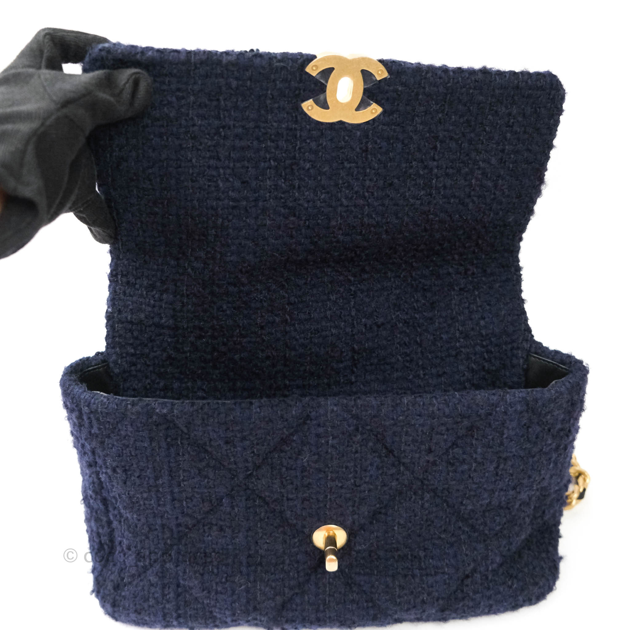 Chanel 19 Medium Flap Bag in Navy Tweed with Mixed Hardware - Luxury Designer Handbag for Women, Perfect for Work, Evening Events & Special Occasions