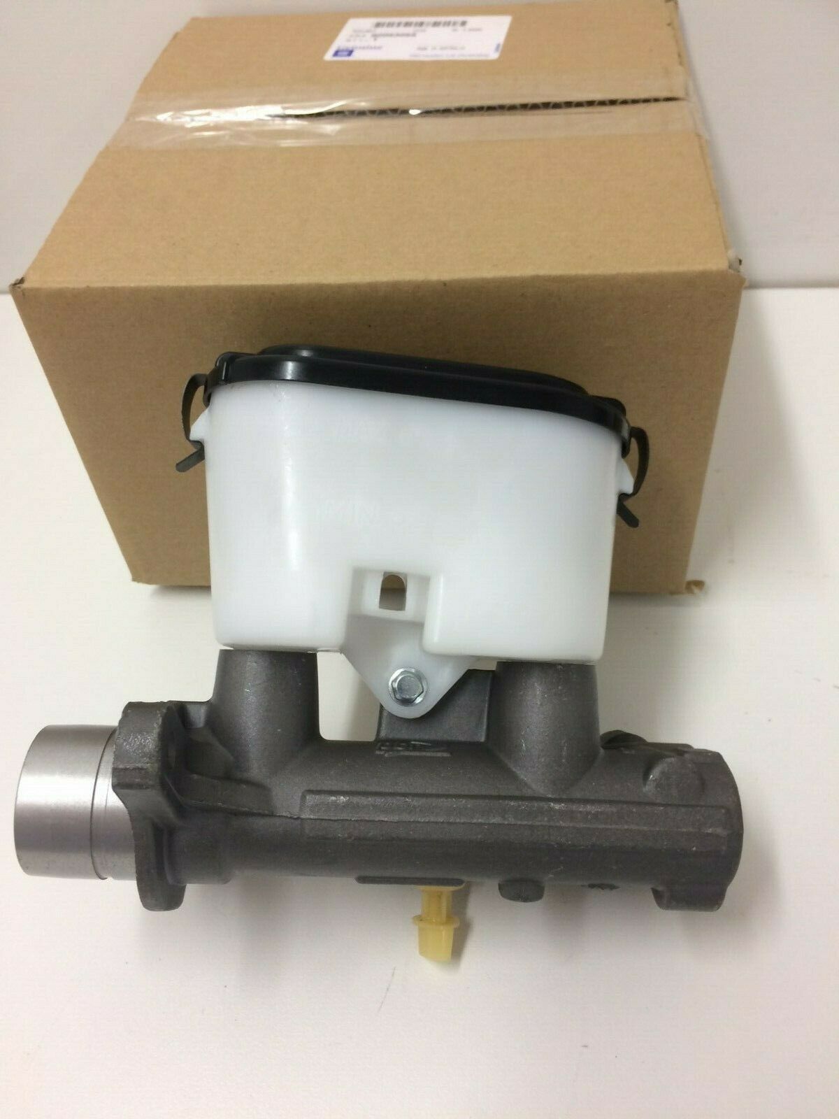 Genuine Holden Commodore VT VX VY V2 WH WK Brake Master Cylinder - New OEM Replacement Part for Smooth Braking Performance | Perfect for Daily Commuting & Highway Driving