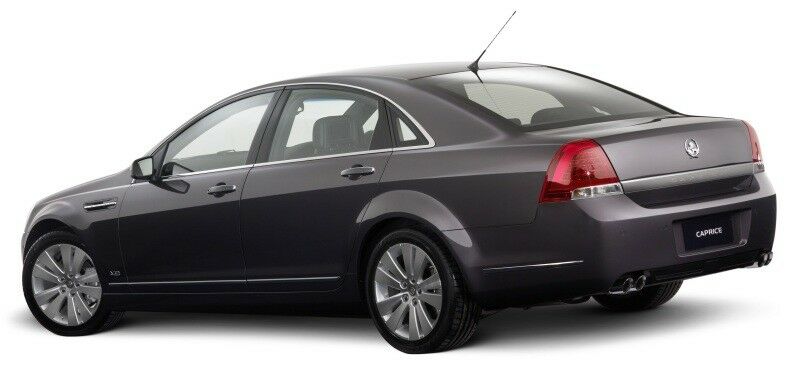 18x8 Bright Silver Alloy Wheels for Holden WM Statesman & Caprice - Premium Car Rims for Luxury Sedan Upgrade & Performance Enhancement
