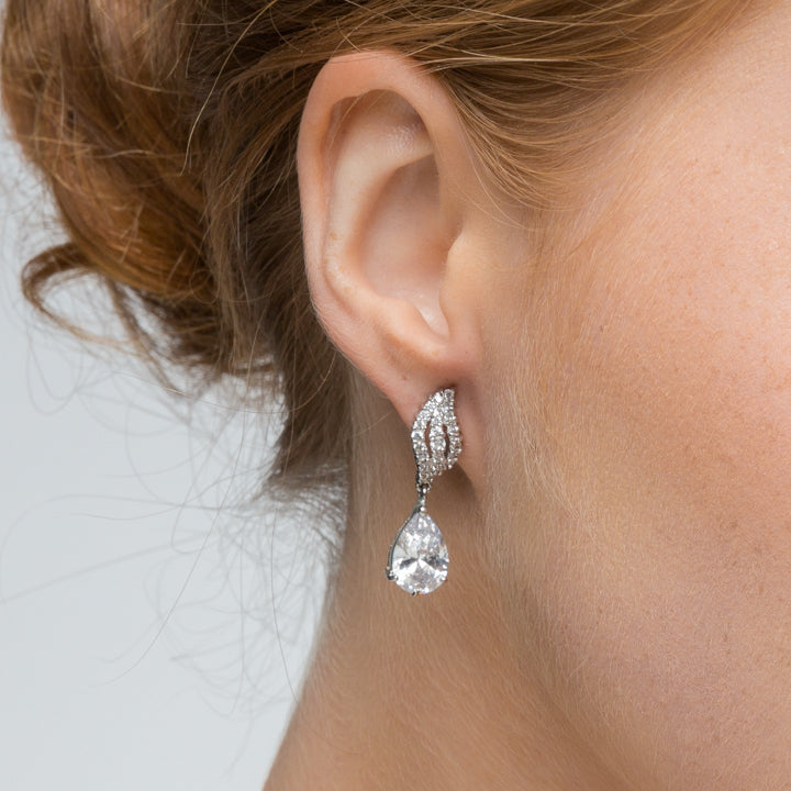 Elegant Kande Pave Stud Earrings for Women – Sparkling Cubic Zirconia Jewelry for Parties, Weddings & Everyday Wear