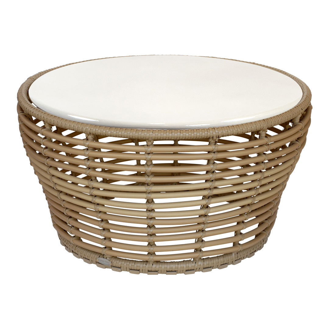 Outdoor Wicker Coffee Table - Medium Size Rattan Patio Furniture for Garden, Porch, or Poolside Relaxation