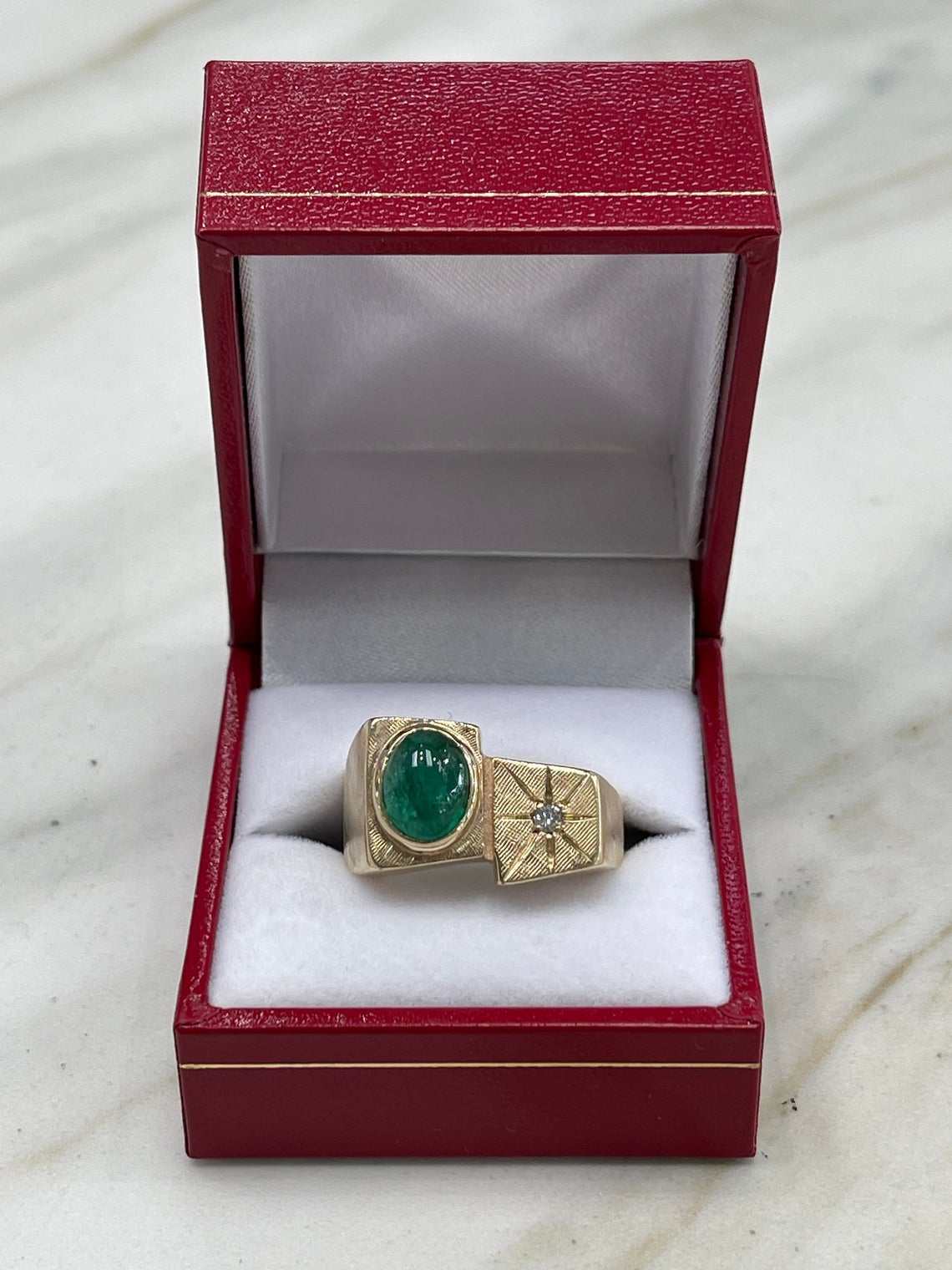 2.69tcw 14K Gold Oval Natural Emerald Cabochon & Diamond Star Ring for Women - Elegant Jewelry Gift for Engagement, Anniversary & Special Occasions