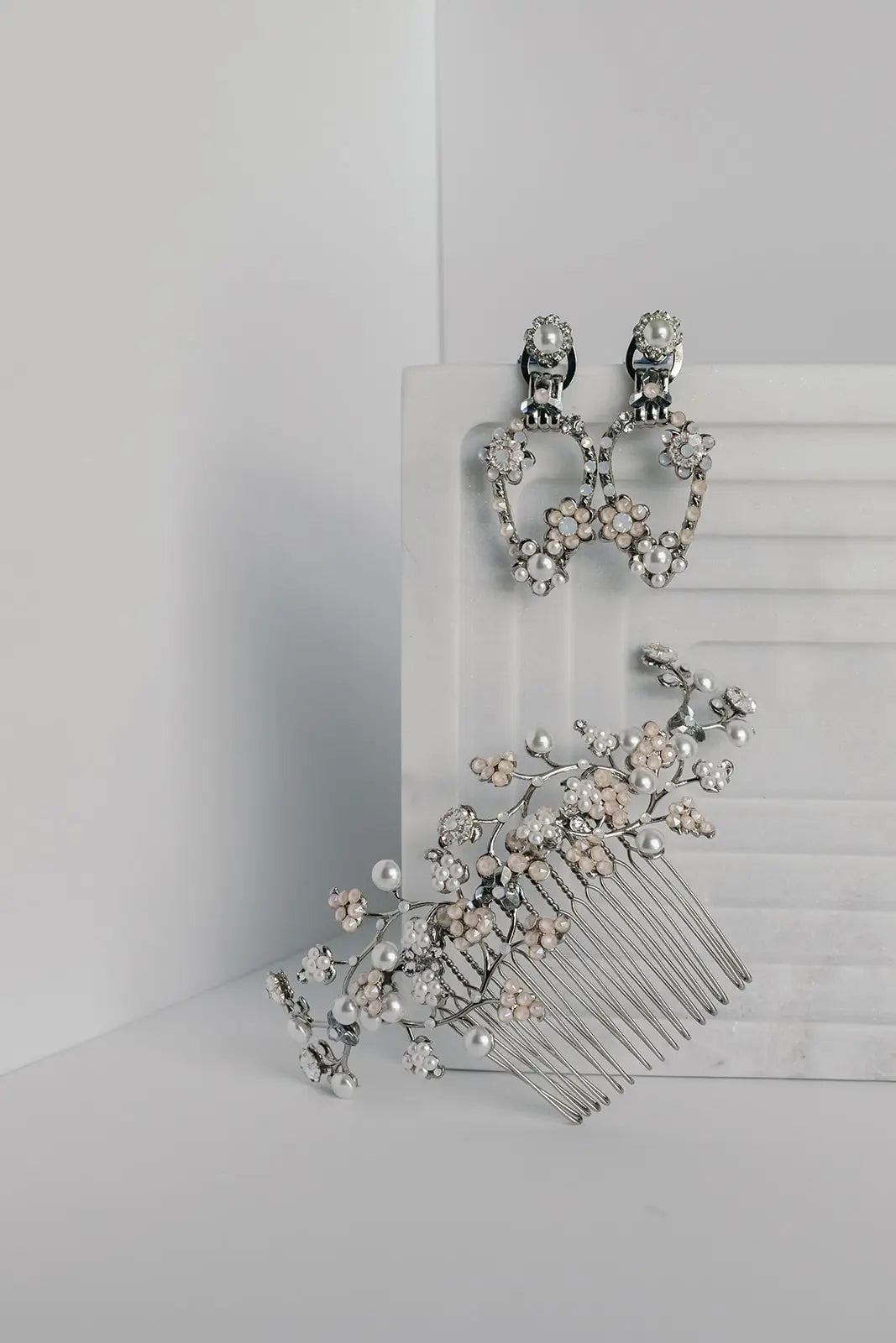 Admire Comb - Premium Hair Styling Comb for Smooth Detangling & Styling - Perfect for Home, Salon & Travel Use