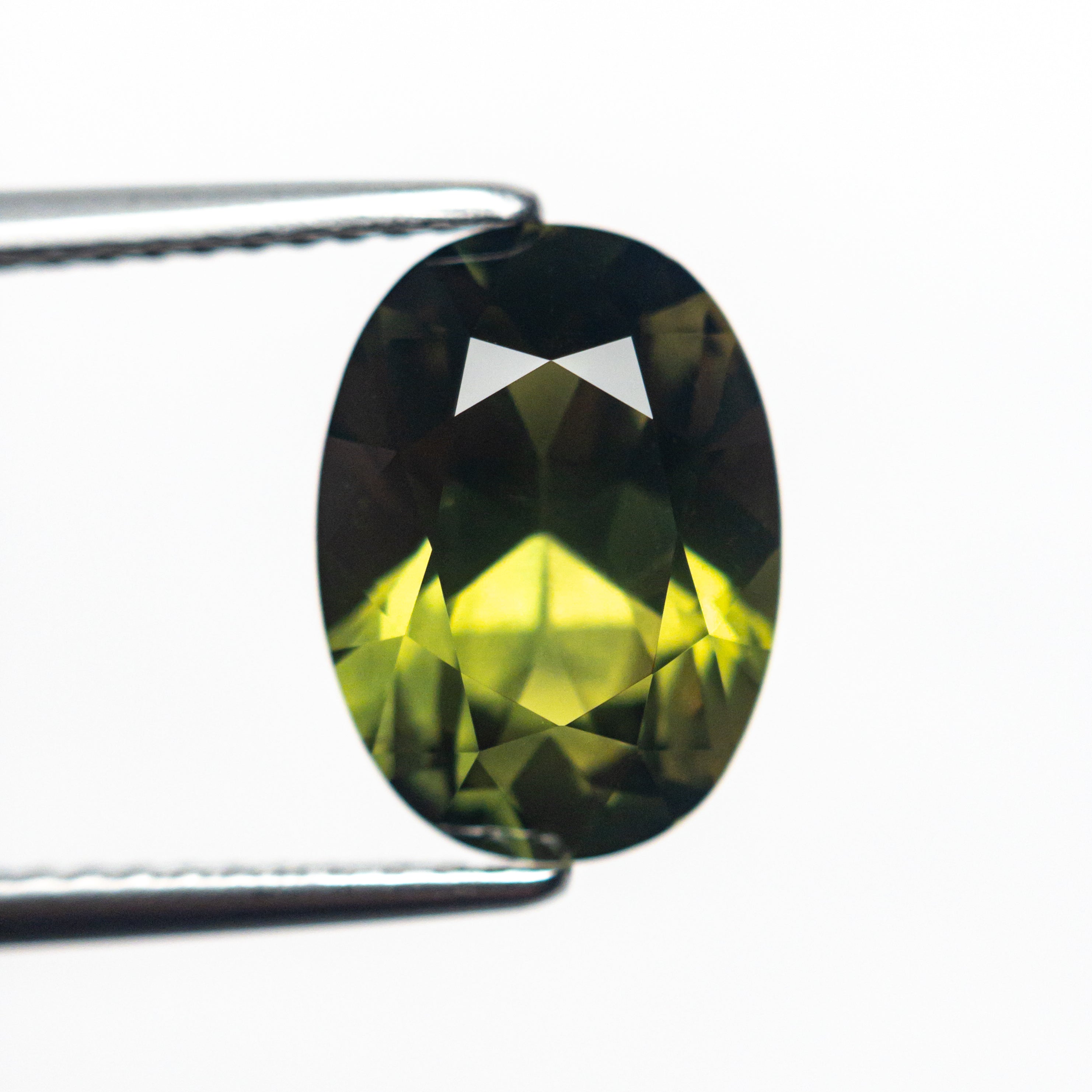 3.77ct Oval Brilliant Blue Sapphire Gemstone - 11.06x8.03x5.58mm Natural Loose Sapphire for Jewelry Making, Engagement Rings & Fine Jewelry Designs