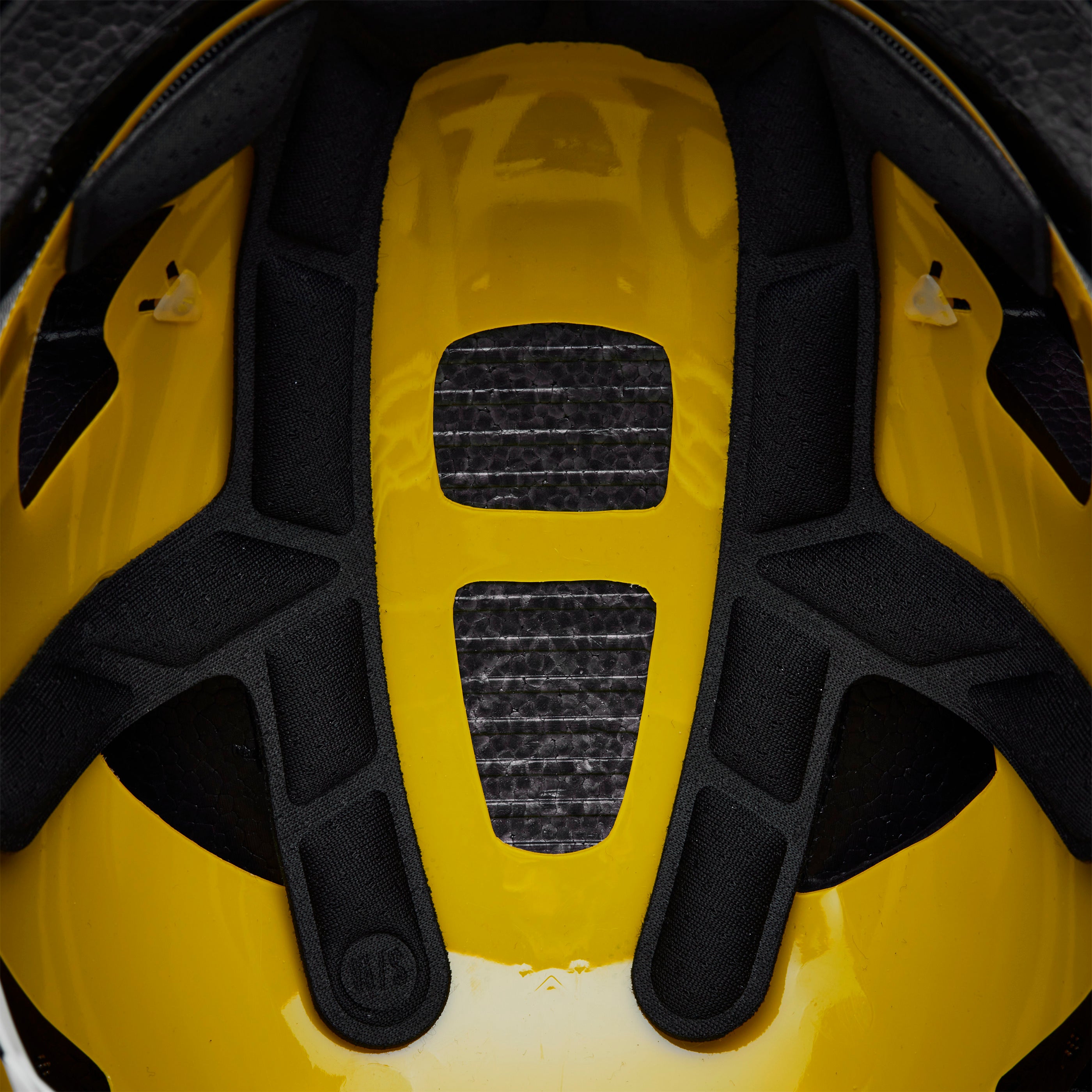 Captain Helmet with MIPS Technology - Lightweight & Durable Bike Helmet for Adults - Perfect for Cycling, Mountain Biking & Road Safety