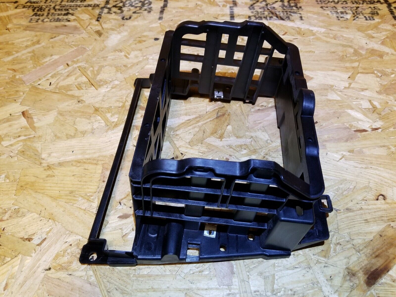 04-07 BMW 530xi E60 OEM Center CD Player Bracket 14121810 - Perfect Fit for Dash Repair & Audio System Upgrade