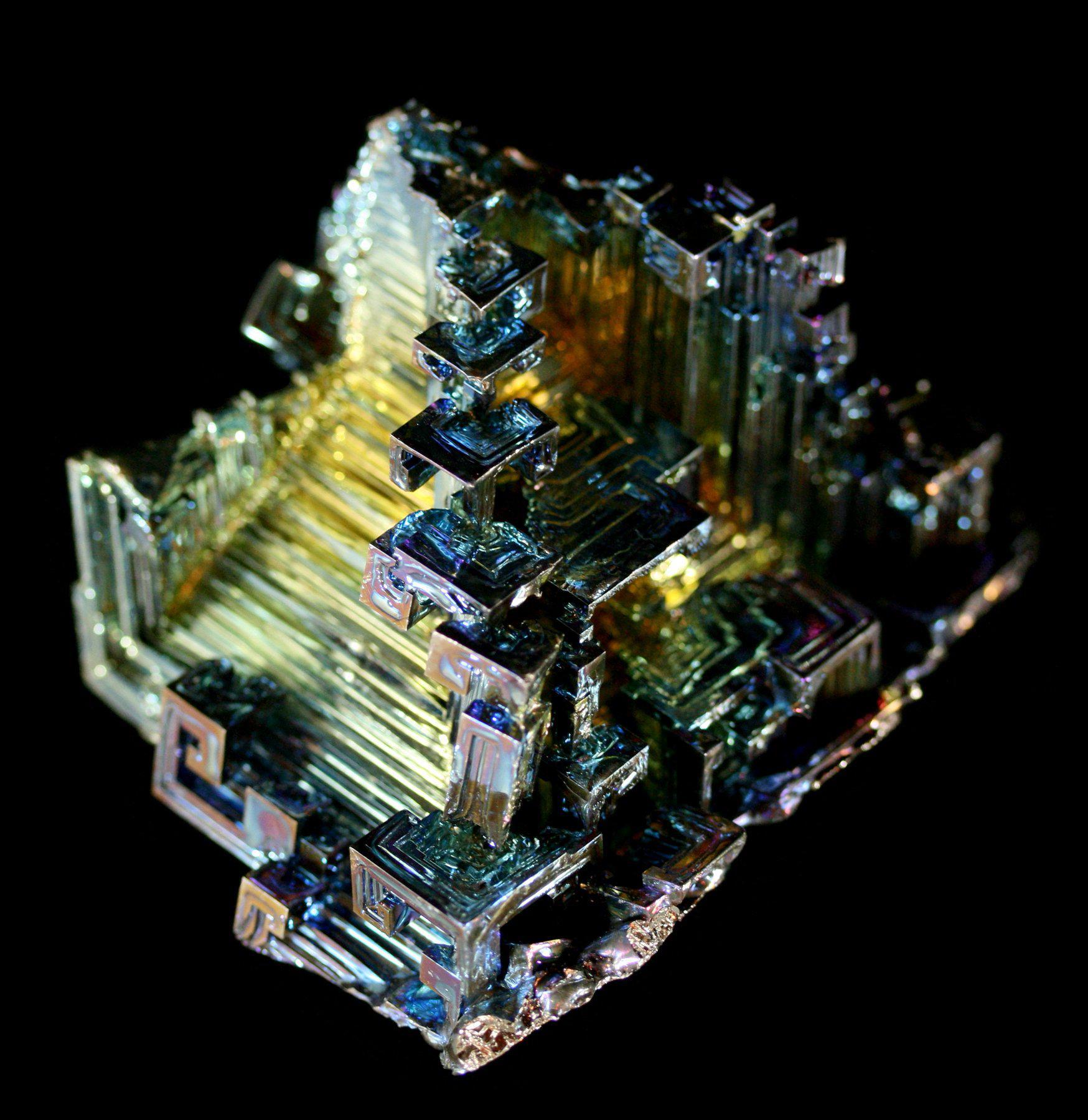 Bismuth Crystal Formation - Natural Rainbow Metallic Crystals for Science, Decor & Gifts - Perfect for Home Display, Geology Collections & Unique Present Ideas