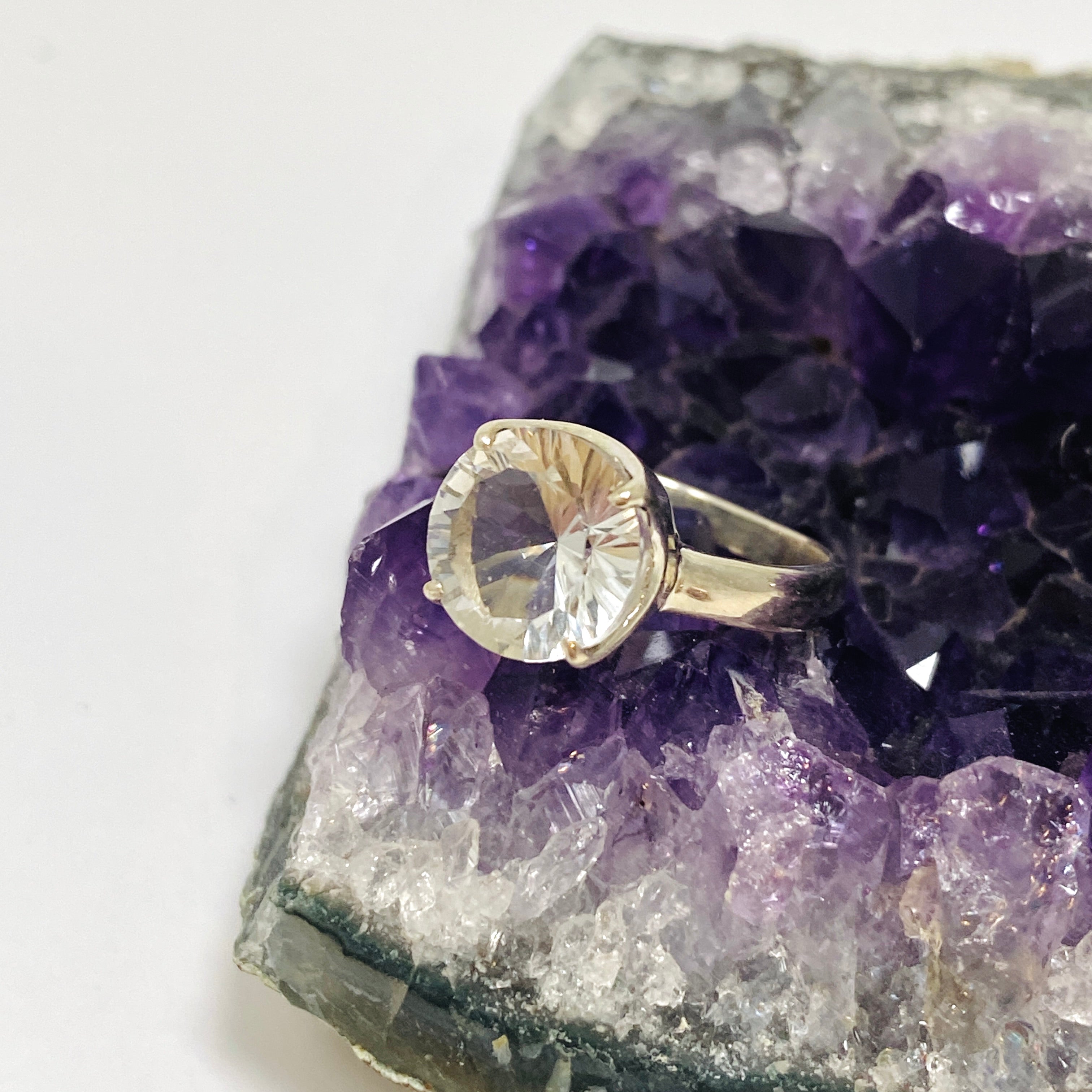 Clear Quartz Round Faceted Ring PRGJ702 - Elegant Crystal Jewelry for Women, Healing Stone Gift for Meditation & Energy Cleansing