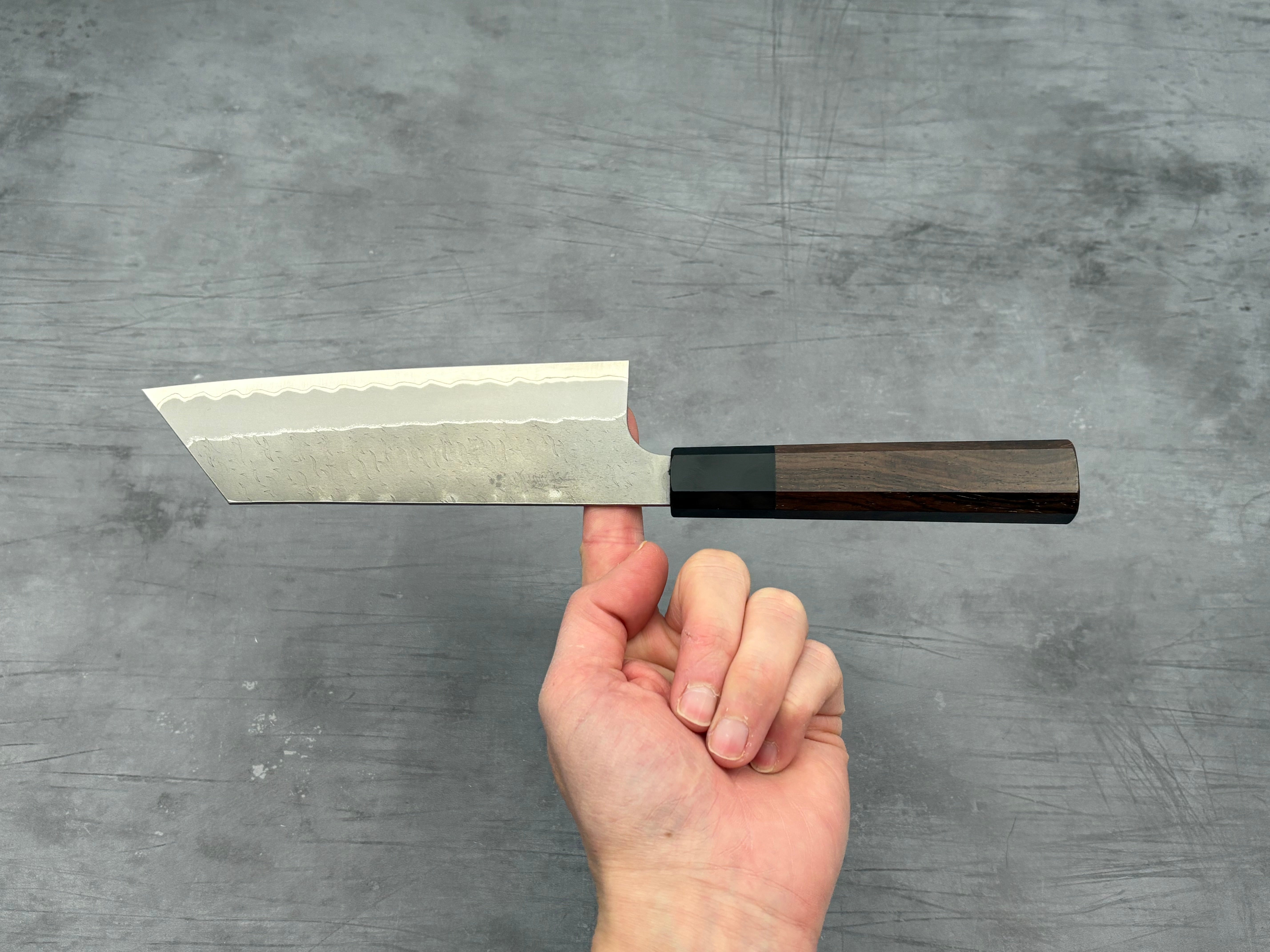 Nigara Hamono AS Nakiri Knife - Japanese Vegetable Knife for Professional Chefs & Home Cooking - Perfect for Chopping, Slicing & Dicing Vegetables