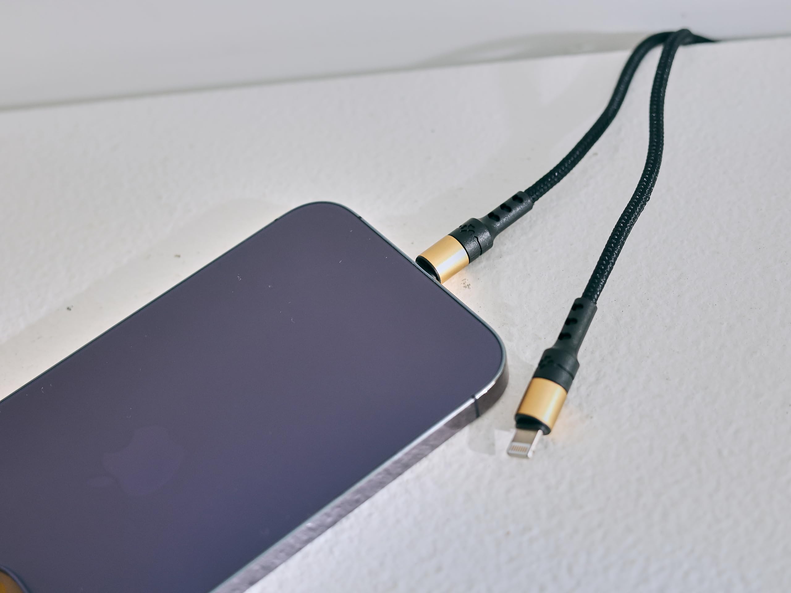 Menki Twin-Charge Lightning Cable - Fast Charging for 2 Apple Devices - Perfect for Travel & Office Use