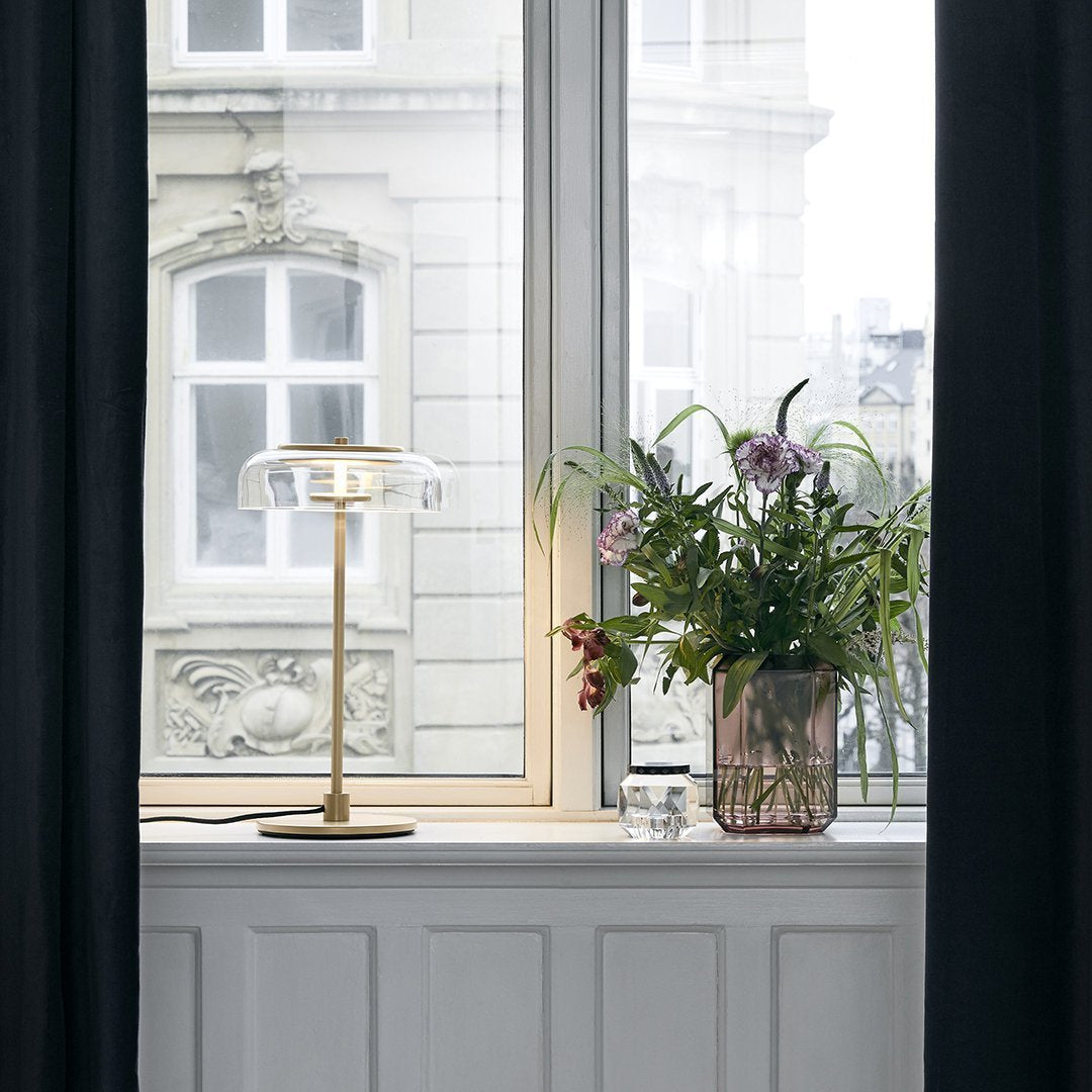 Blossi Modern Table Lamp - Stylish Bedside & Desk Lighting for Home & Office - Perfect for Reading, Working & Decor