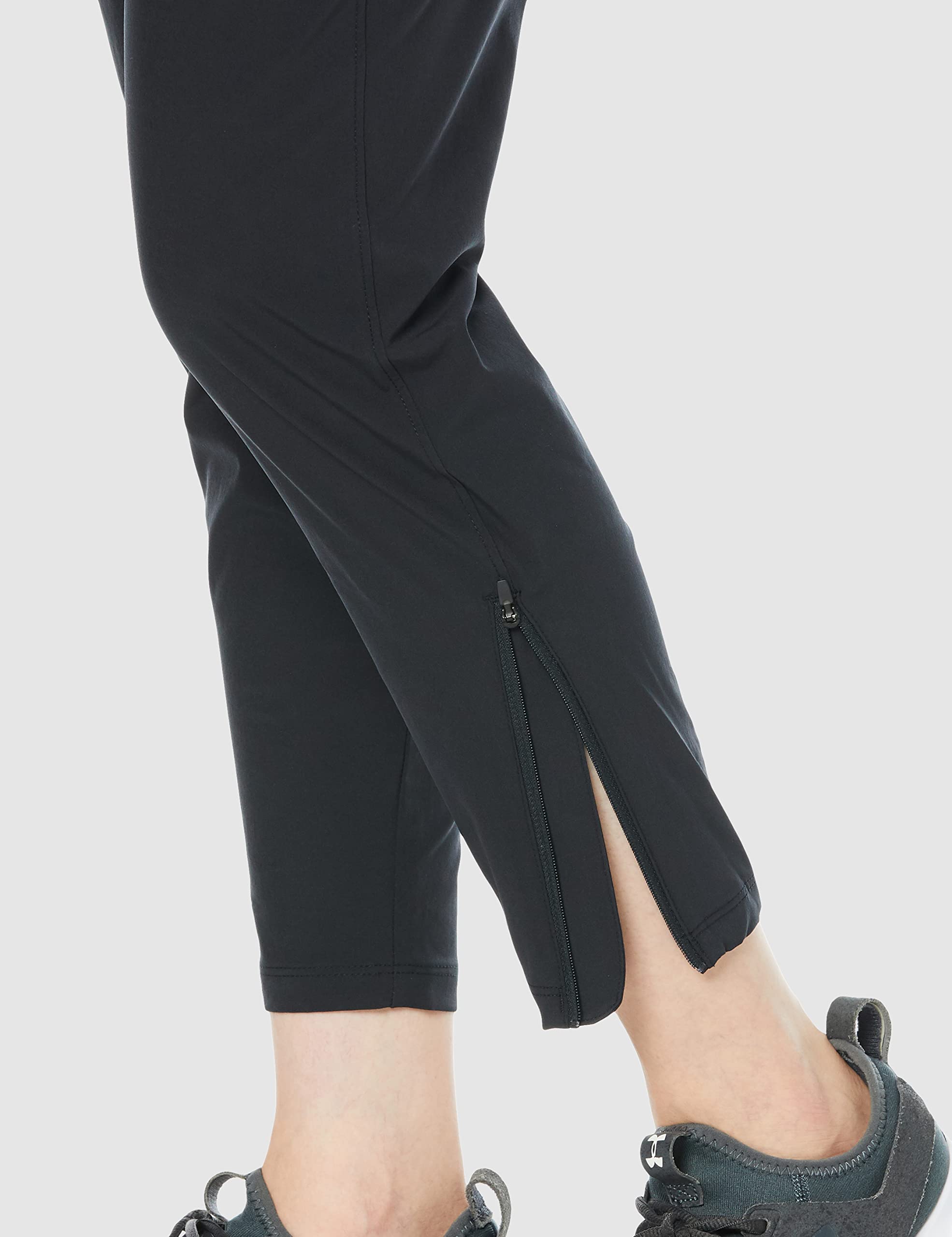 Under Armour Women's Outrun The Storm Running Pants - Lightweight Water-Resistant Workout Leggings for Jogging, Gym & Outdoor Activities
