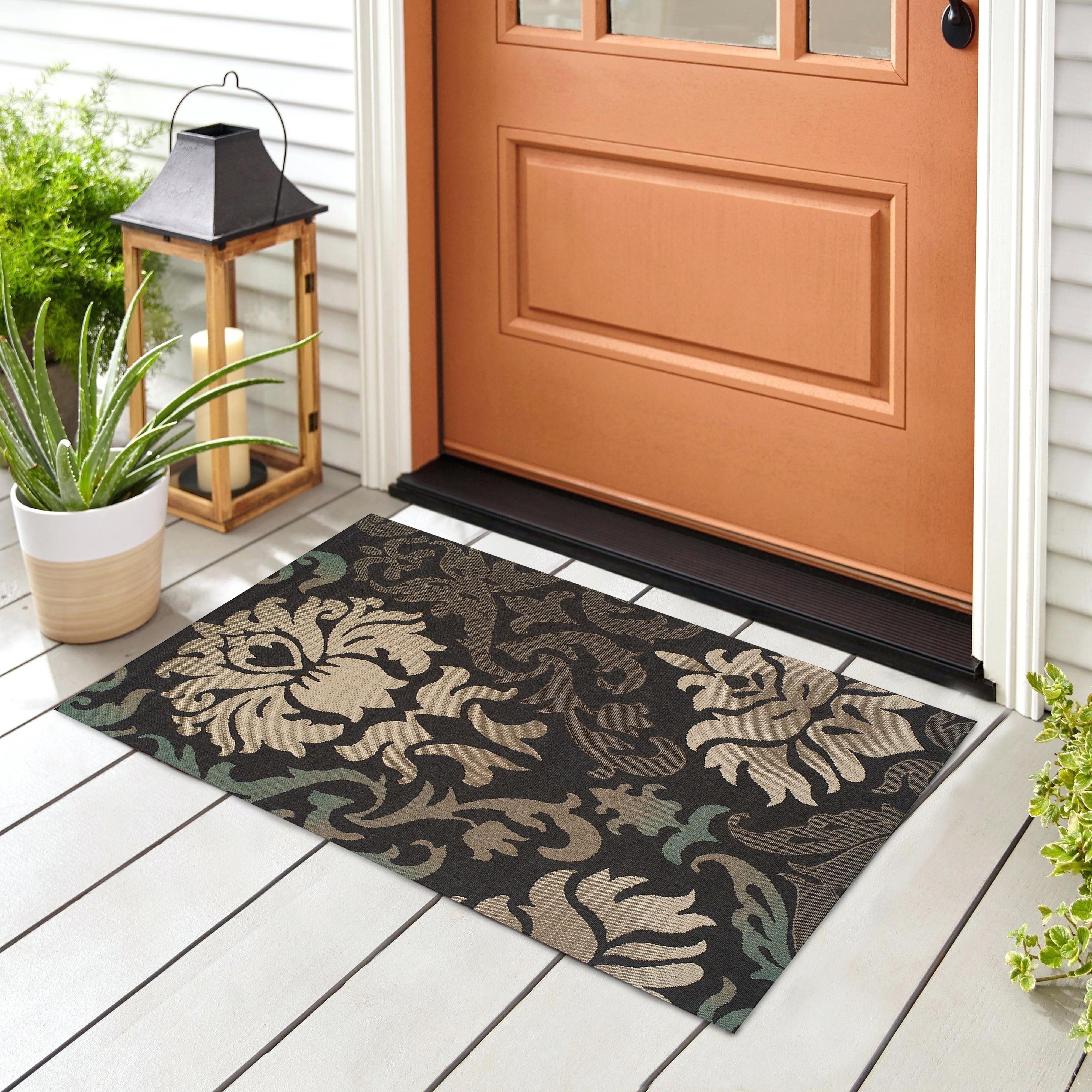 Lowell Traditional Damask Indoor/Outdoor Area Rug - Non-Slip, Waterproof, Durable - Perfect for Living Room, Patio, Deck & Sunroom Decor