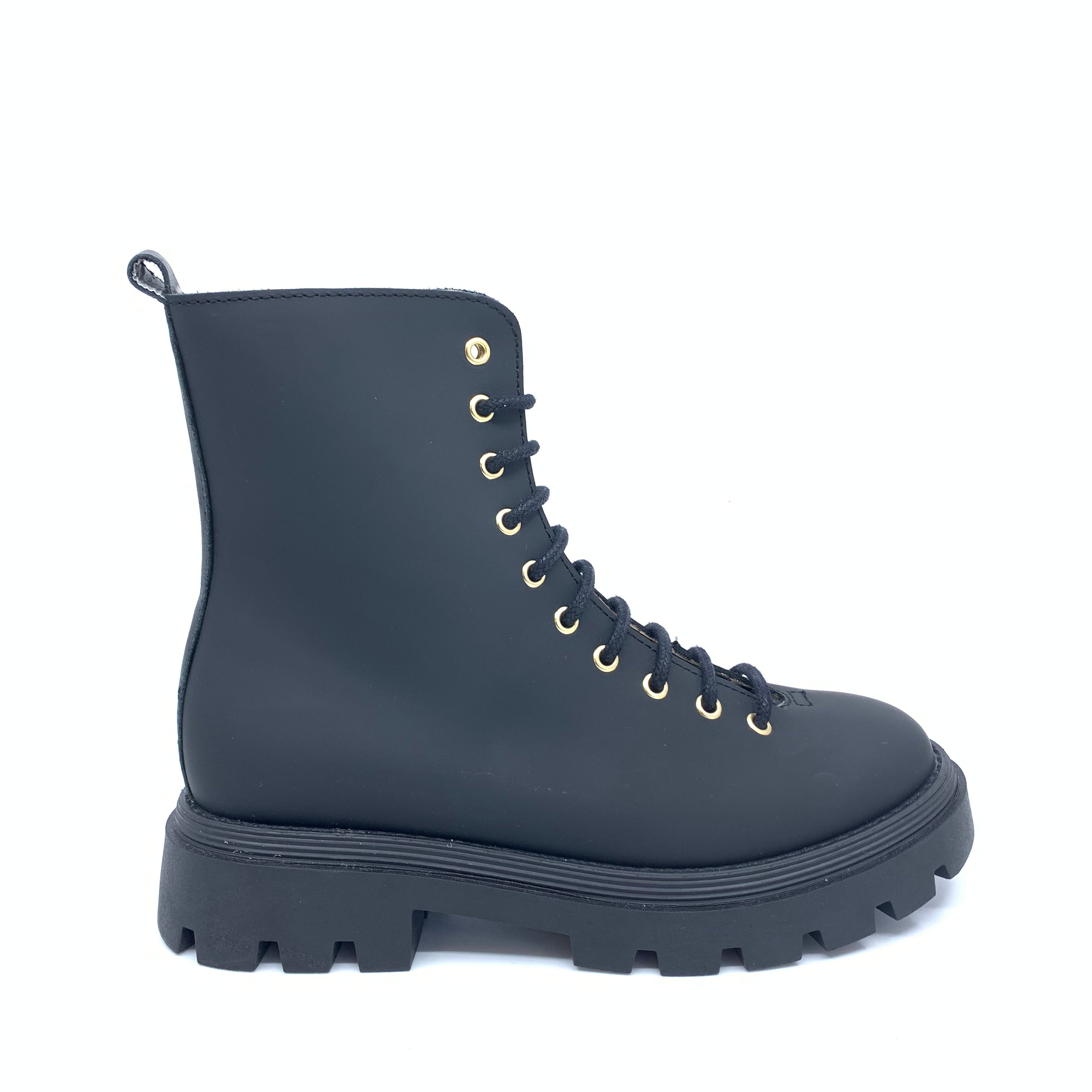 Waterproof Black Rubber Boots for Women - Slip Resistant Comfortable Rain Boots for Gardening, Hiking & Outdoor Activities