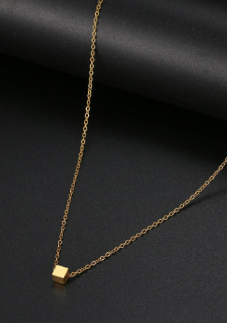 Elegant Pearl Necklaces for Women - Delicate & Dainty Jewelry for Weddings, Parties & Everyday Wear