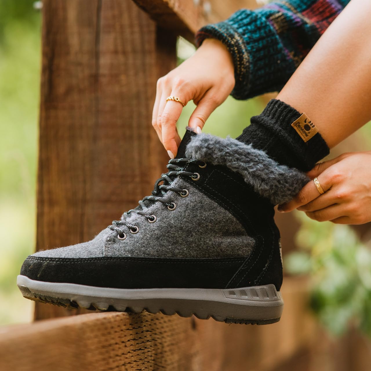 BEARPAW Women's Cheryl Suede Winter Boots - Comfortable & Warm Ankle Boots for Casual Wear, Snow & Outdoor Activities