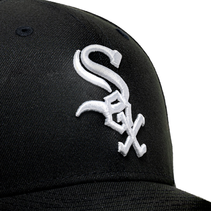 New Era x Politics Chicago White Sox 59FIFTY Fitted Hat - Black | Official MLB Licensed Baseball Cap for Men & Women - Perfect for Games, Streetwear & Sports Fans