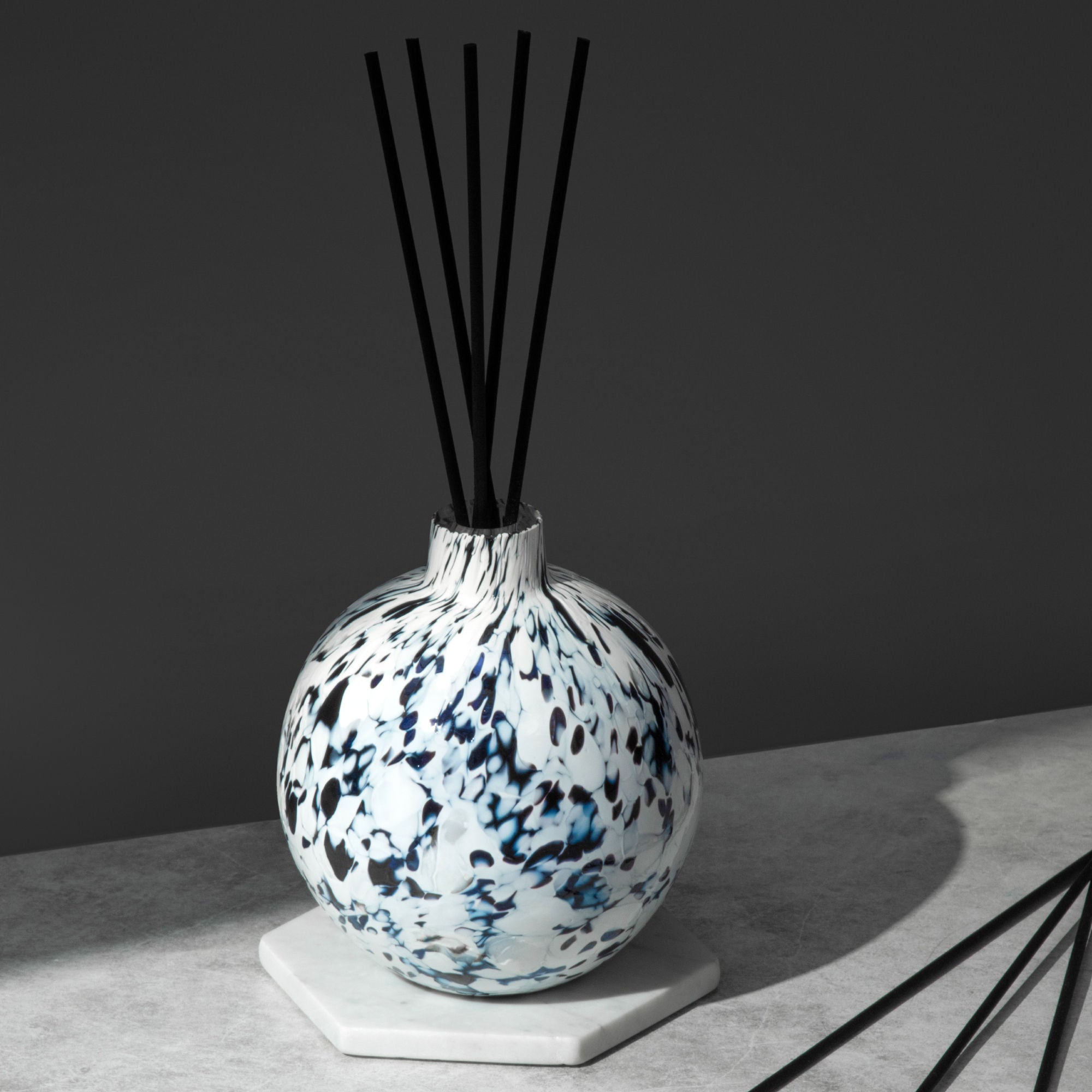 Clary Sage Essential Oil Diffuser for Aromatherapy - Relaxing & Stress Relief for Home, Office & Spa