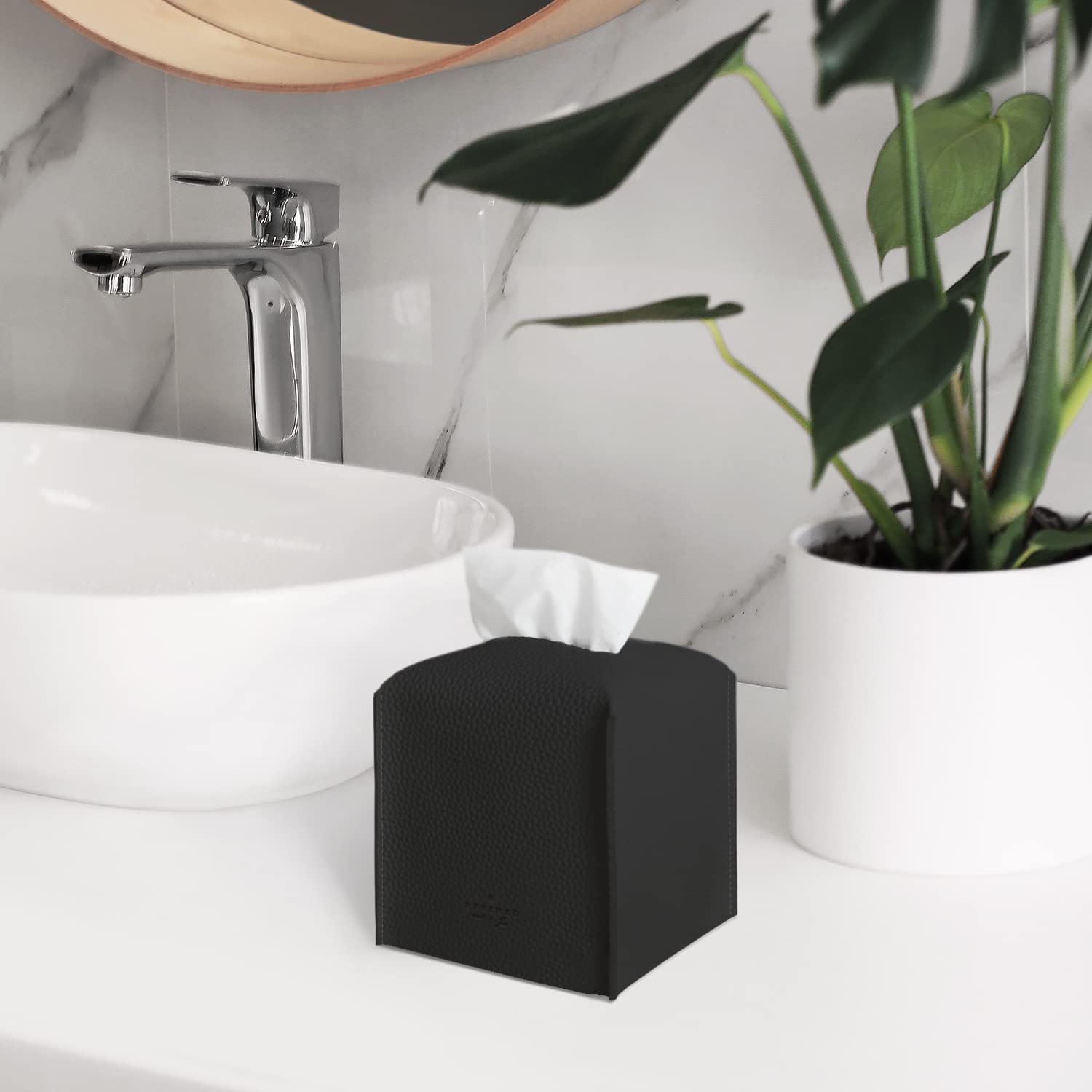 Premium PU Leather Tissue Box Cover - Modern Square Decorative Holder for Bathroom, Office, Nightstand & Car (5
